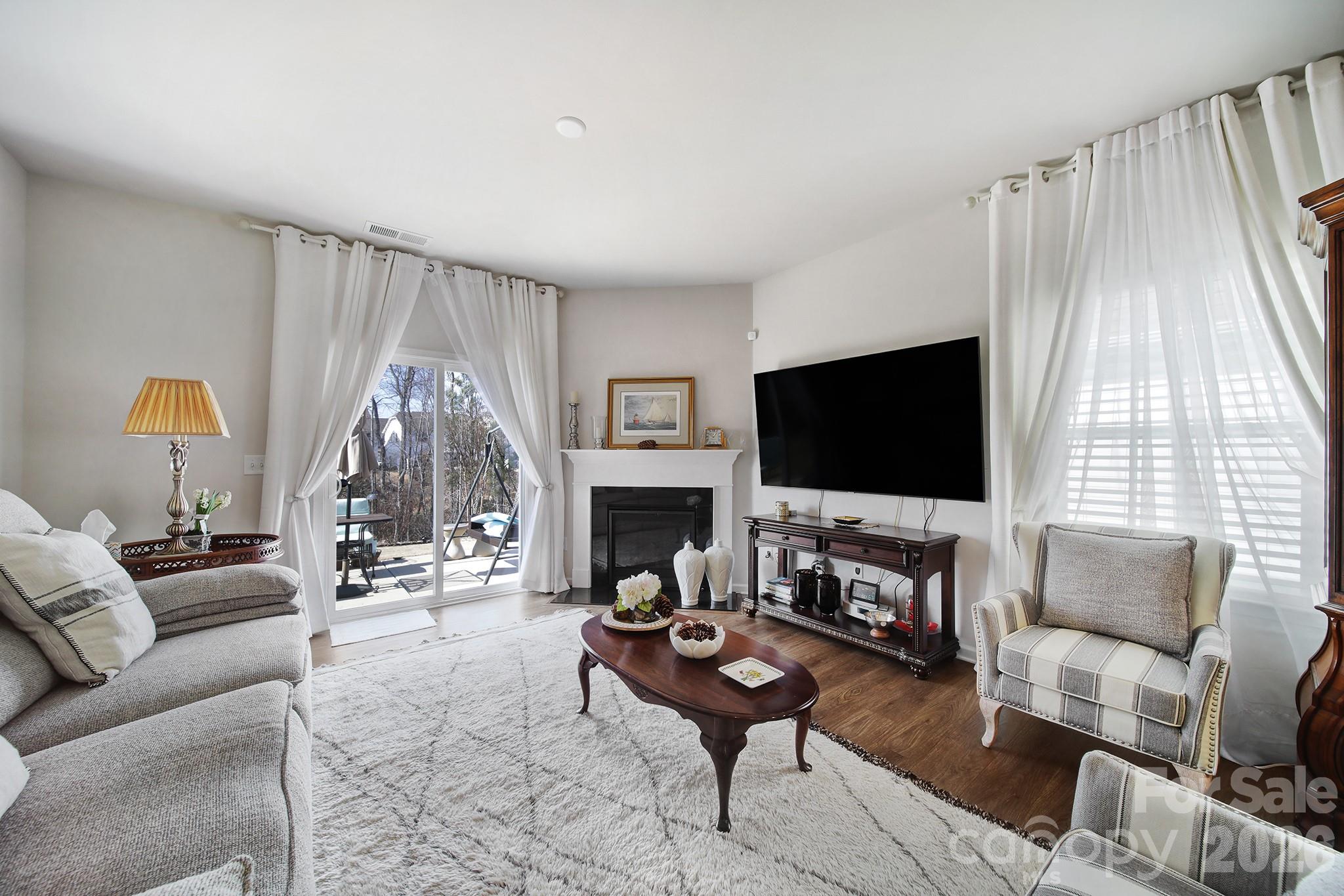 6521 Gopher Road — Lancaster