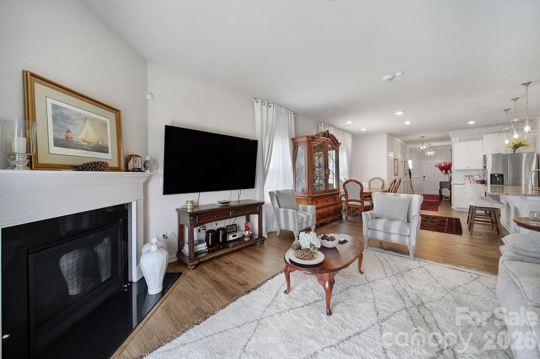 6521 Gopher Road — Lancaster