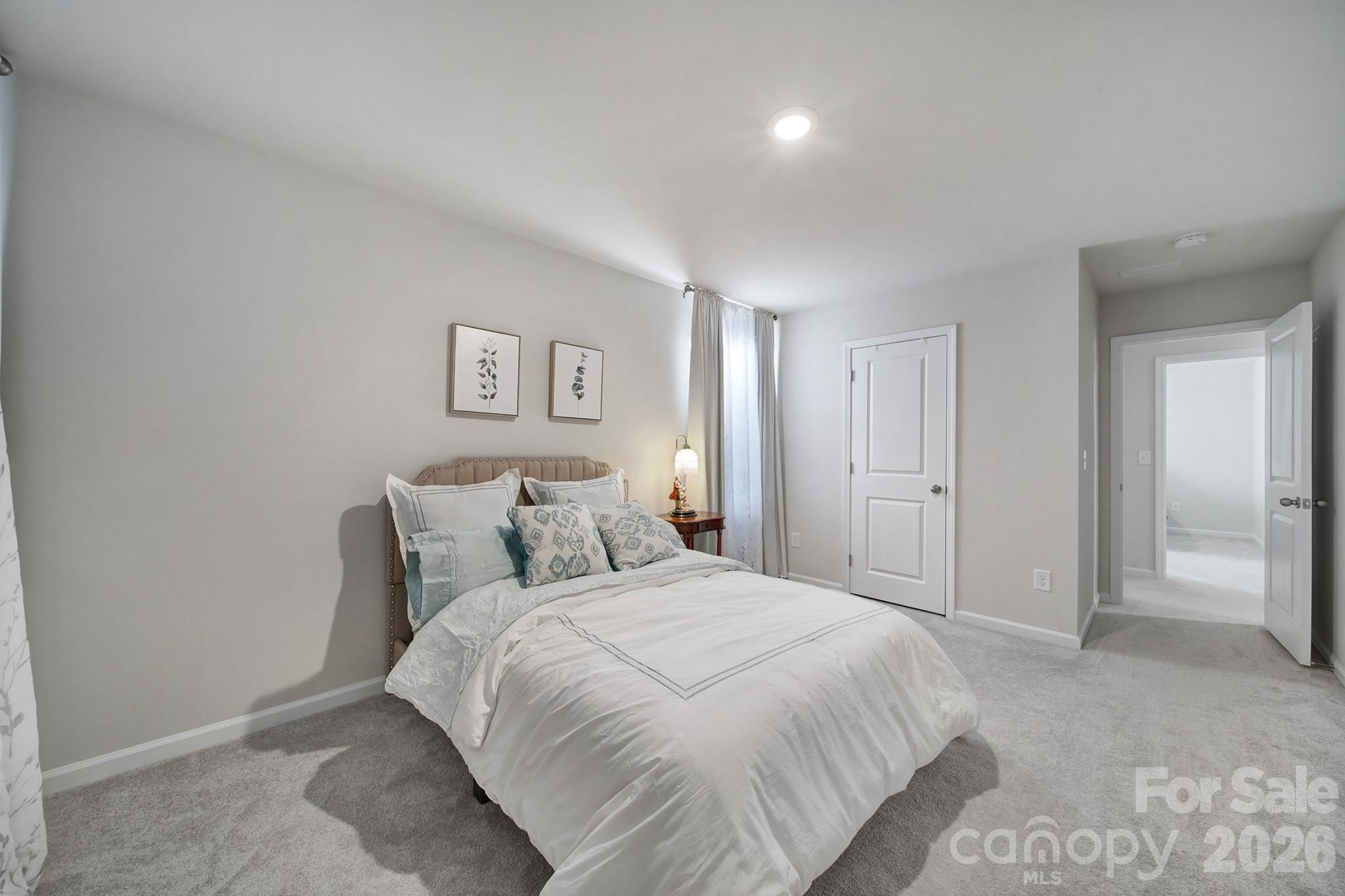 6521 Gopher Road — Lancaster