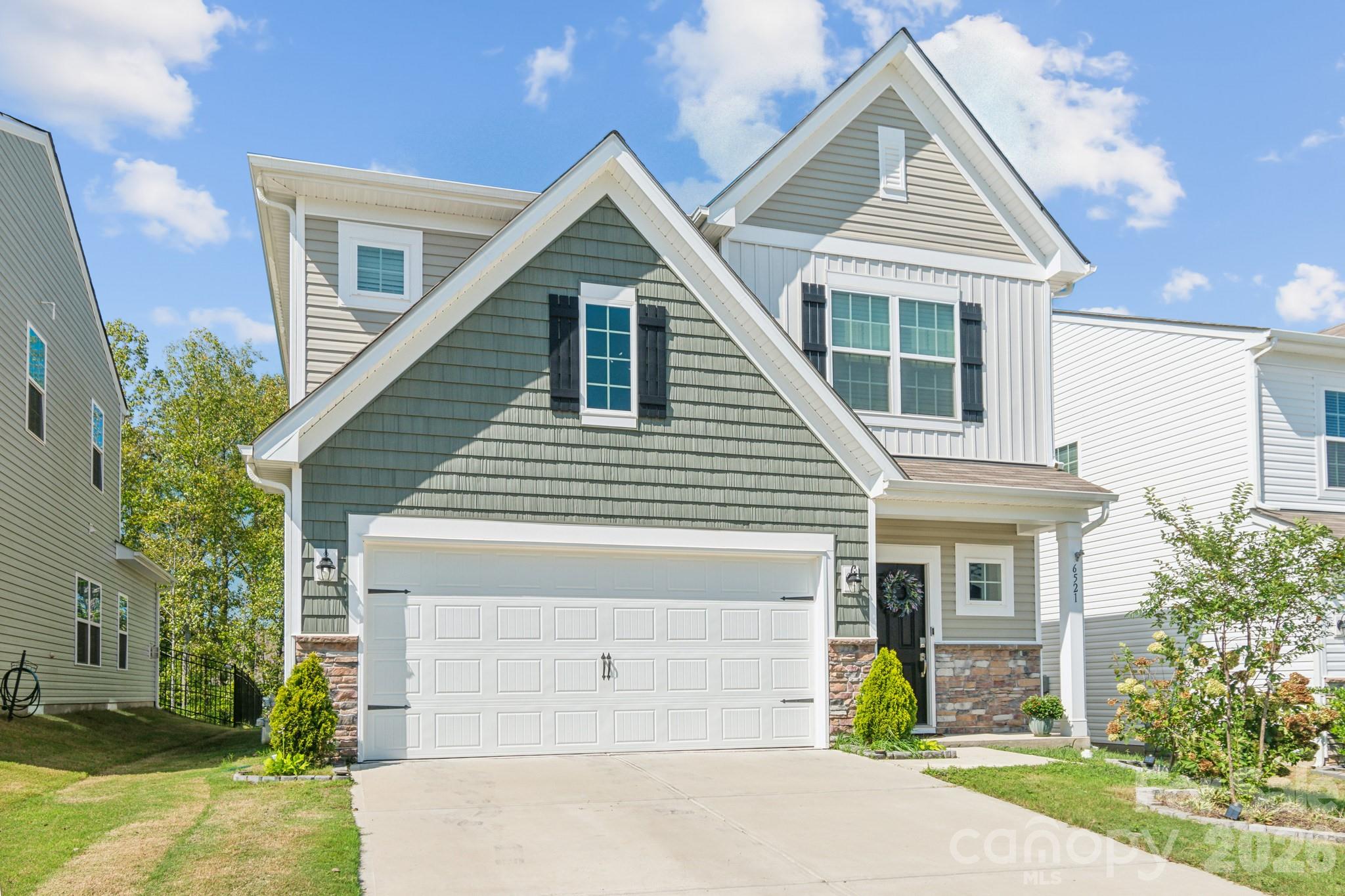 6521 Gopher Road — Lancaster