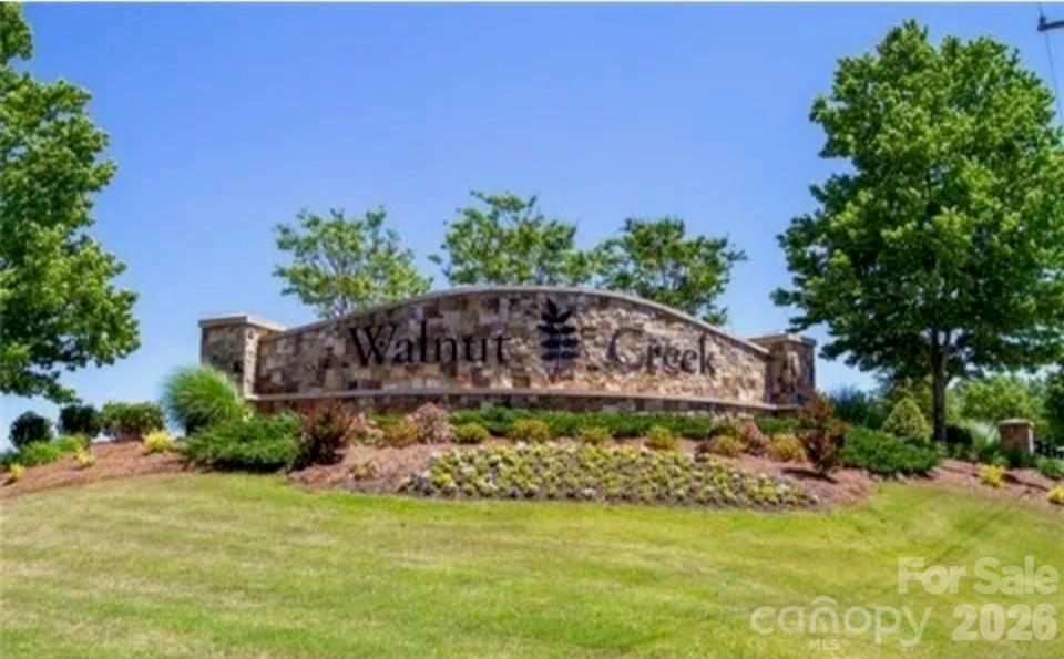 6521 Gopher Road — Lancaster