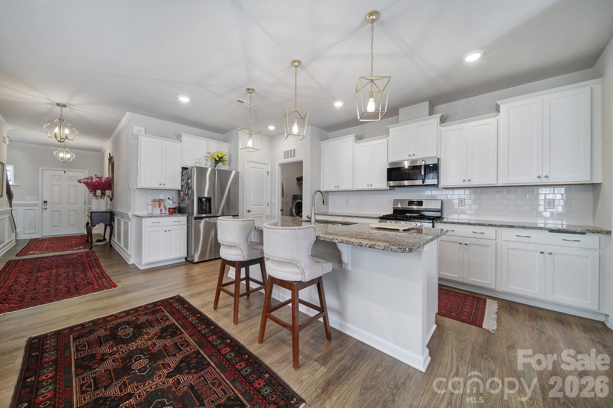 6521 Gopher Road — Lancaster