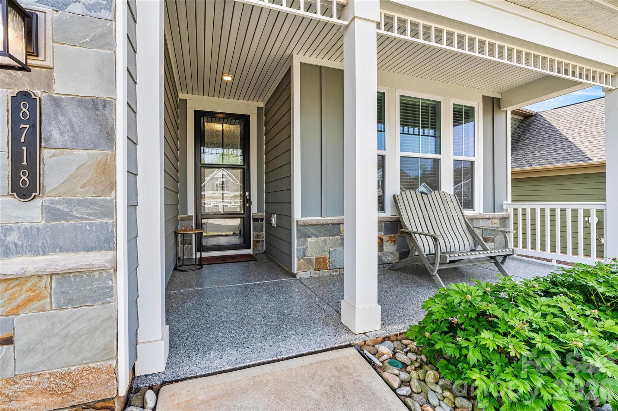 8718 Festival Way — Charlotte