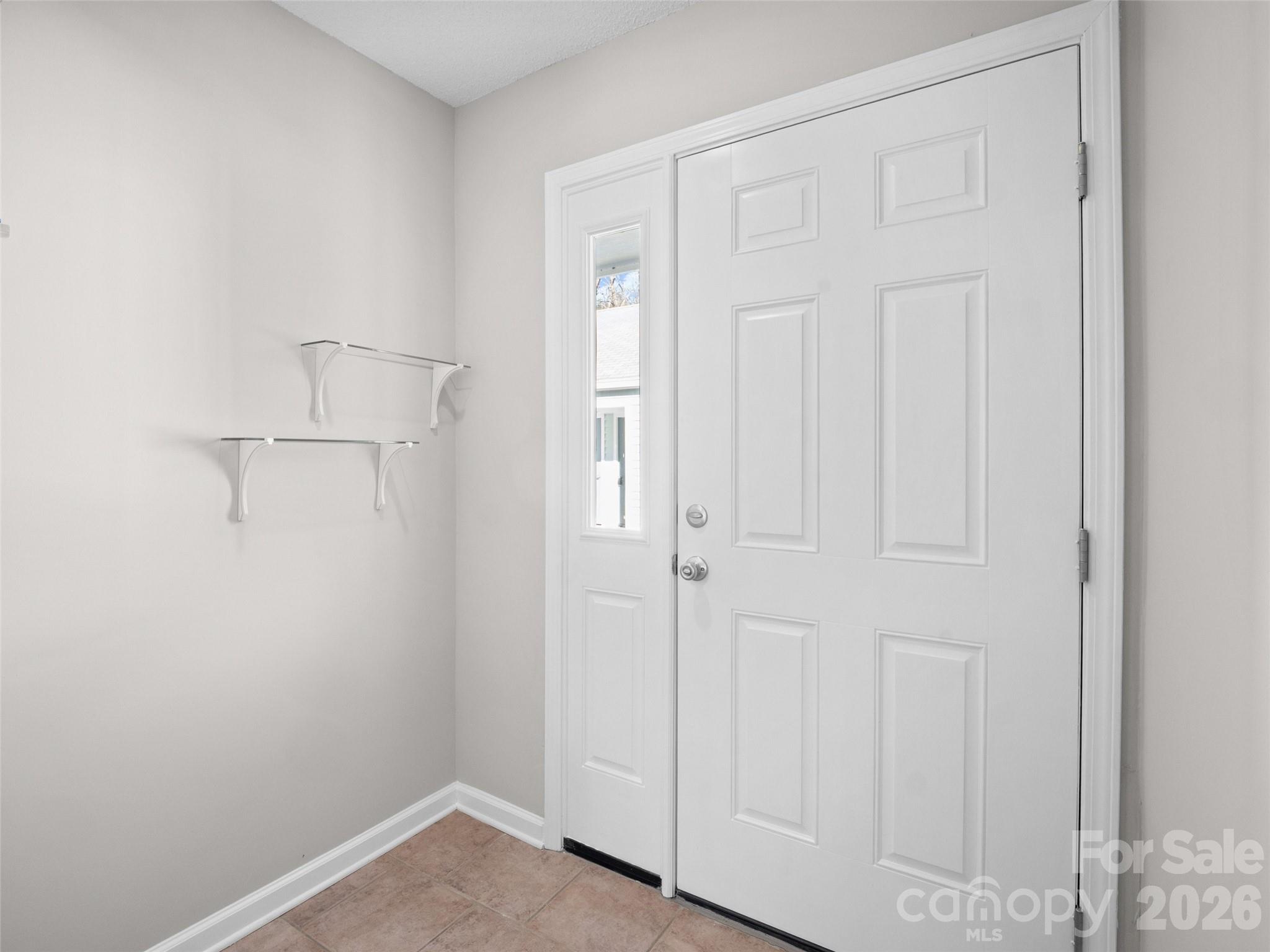 102 Llama Way — Black Mountain
