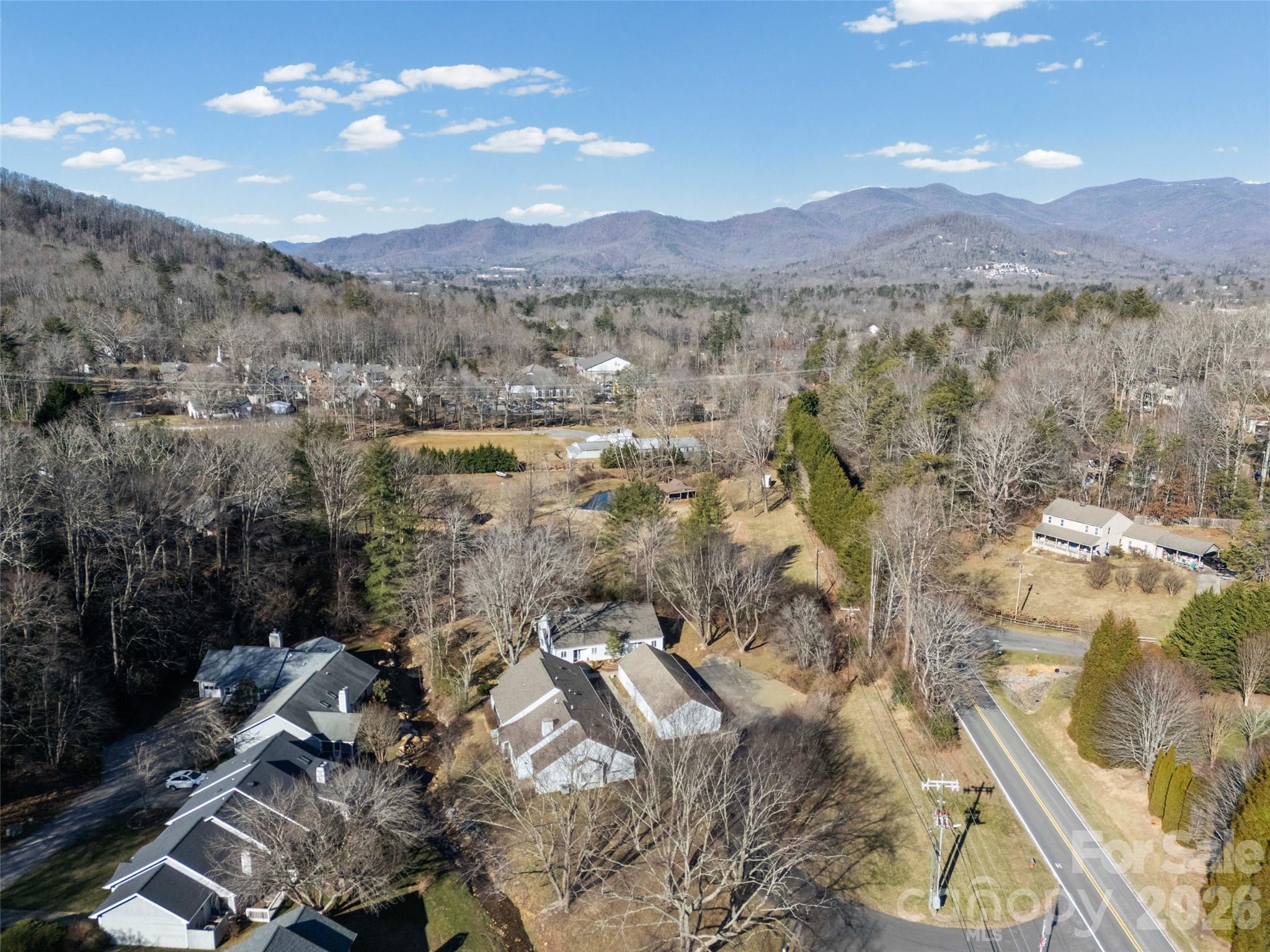 102 Llama Way — Black Mountain