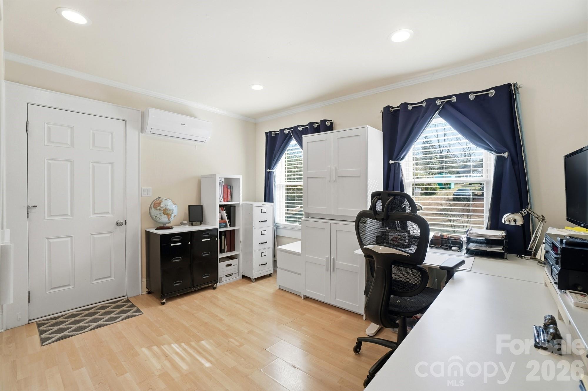 406 N Thompson Street — Monroe