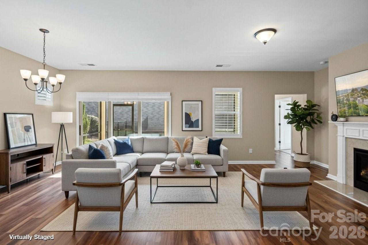 4843 Looking Glass Trail — Denver