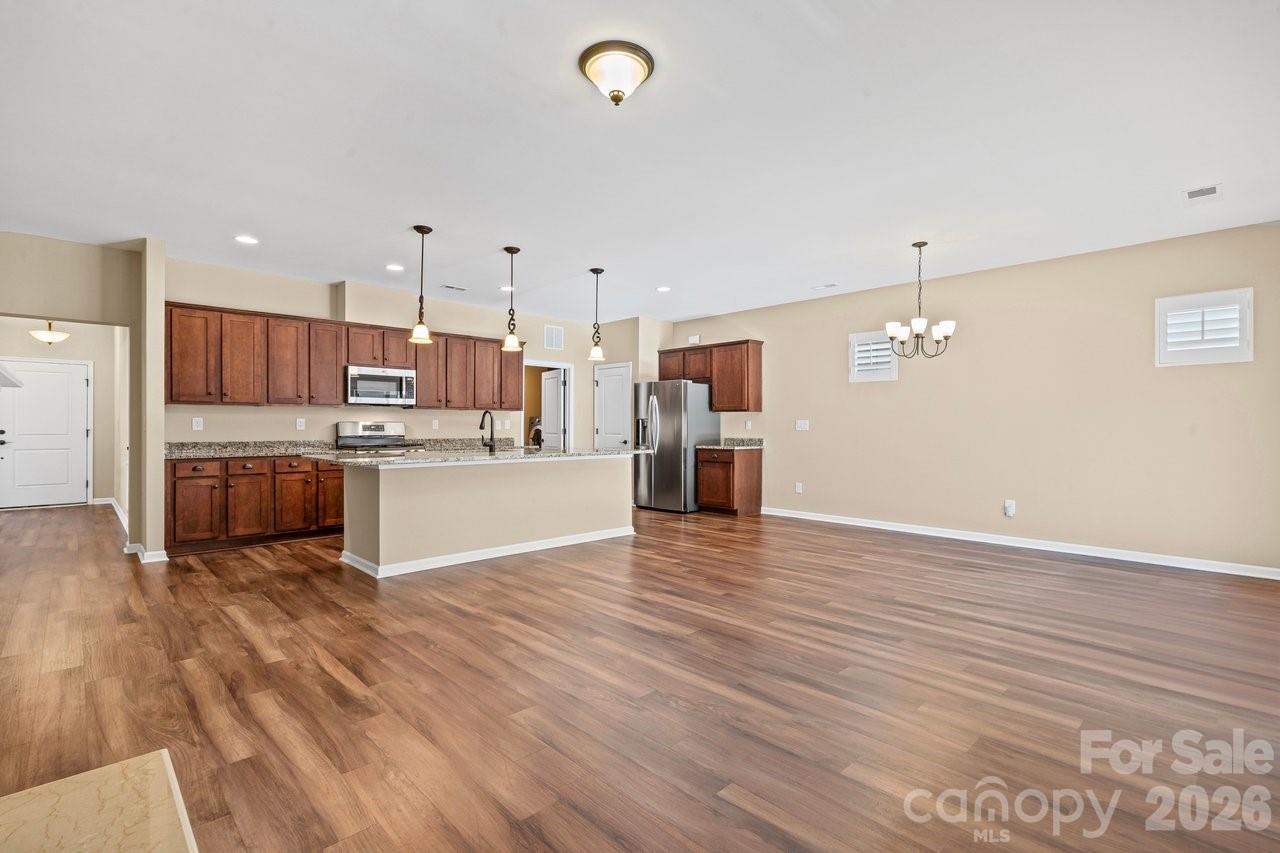 4843 Looking Glass Trail — Denver