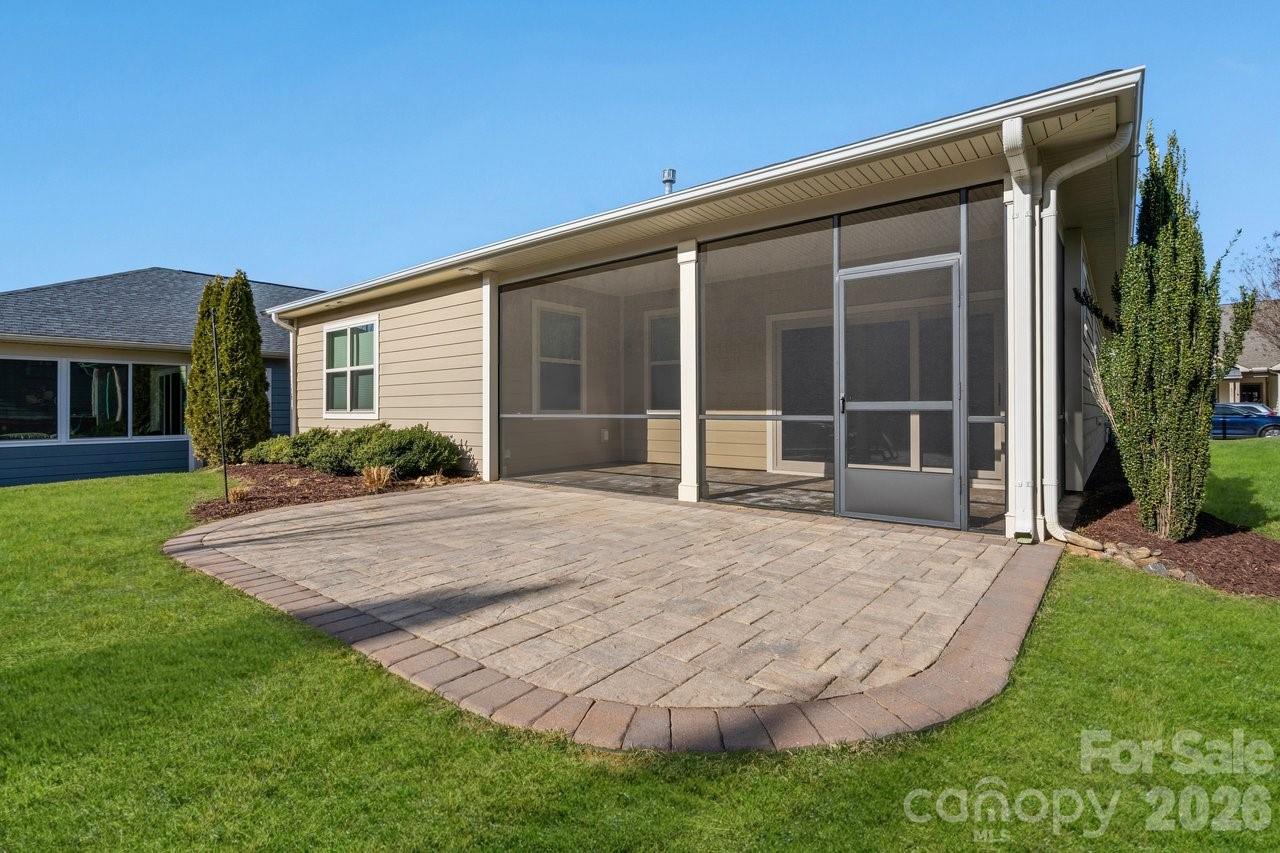 4843 Looking Glass Trail — Denver