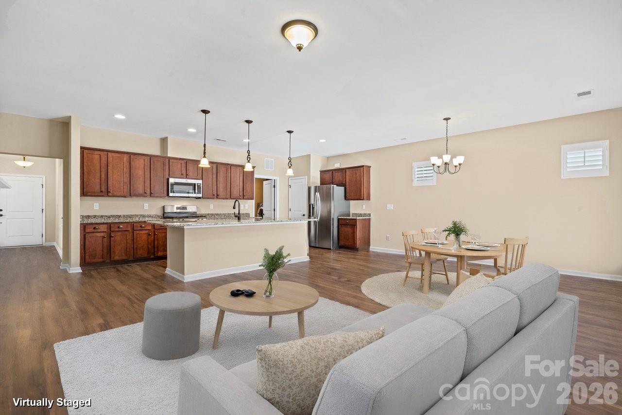 4843 Looking Glass Trail — Denver