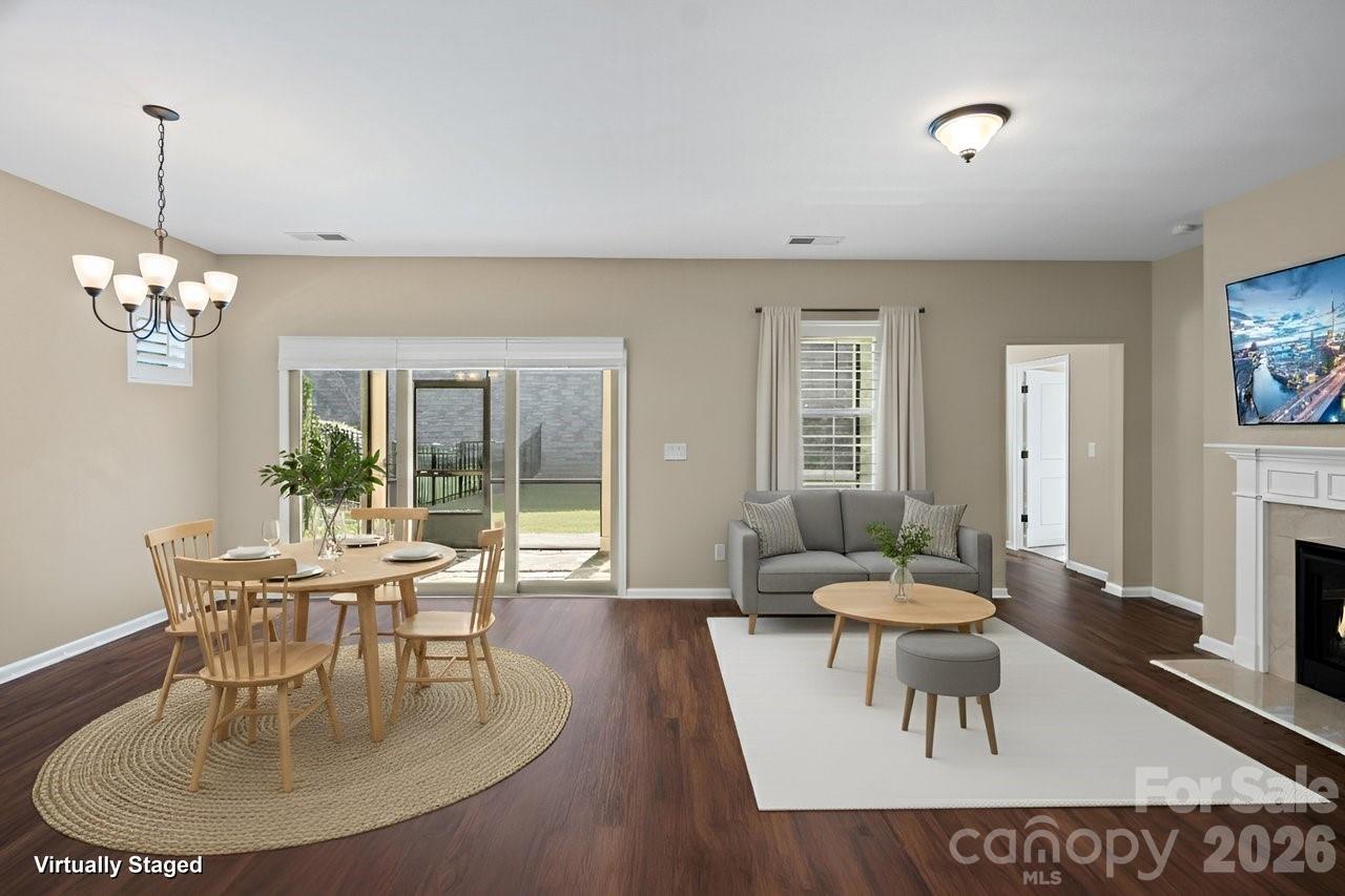 4843 Looking Glass Trail — Denver