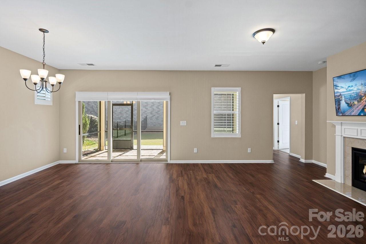 4843 Looking Glass Trail — Denver