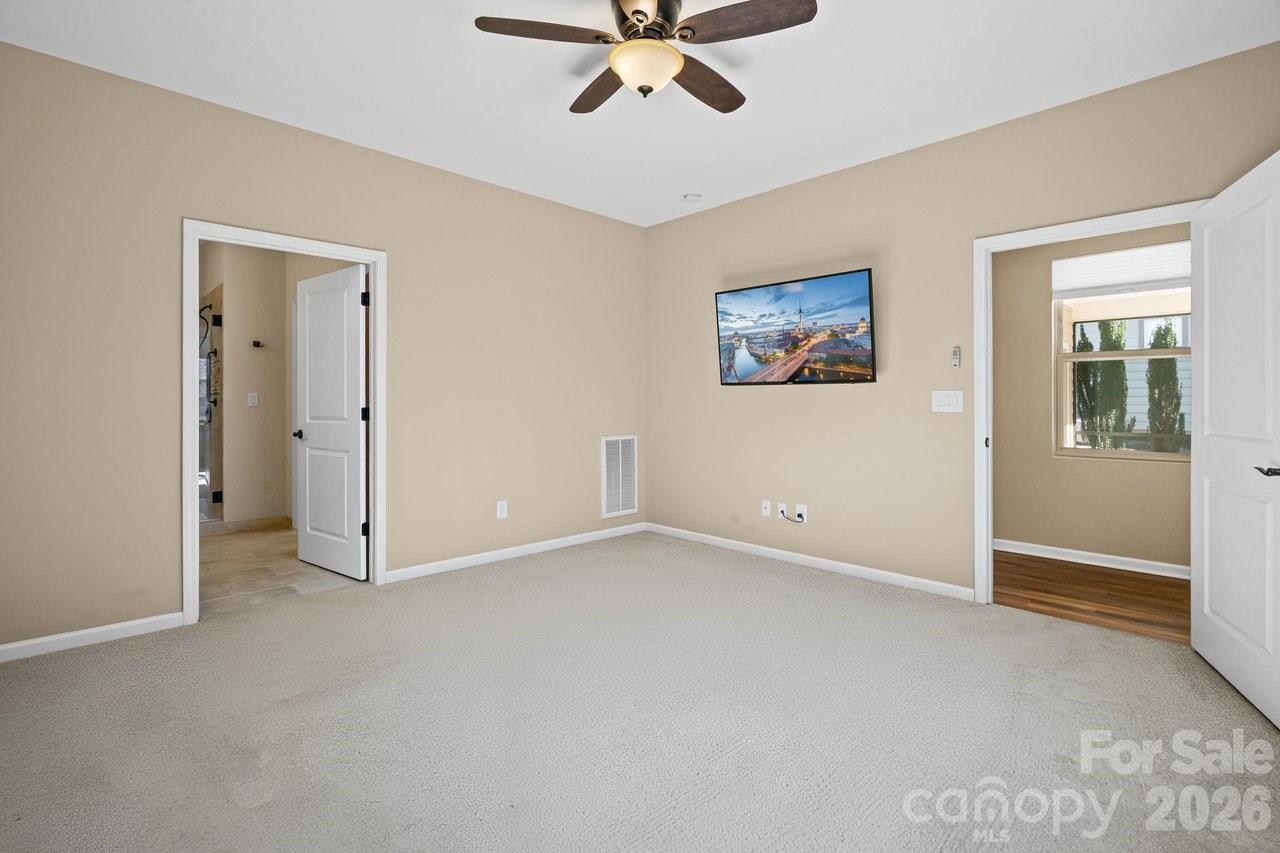 4843 Looking Glass Trail — Denver