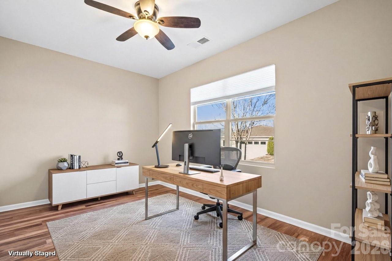 4843 Looking Glass Trail — Denver