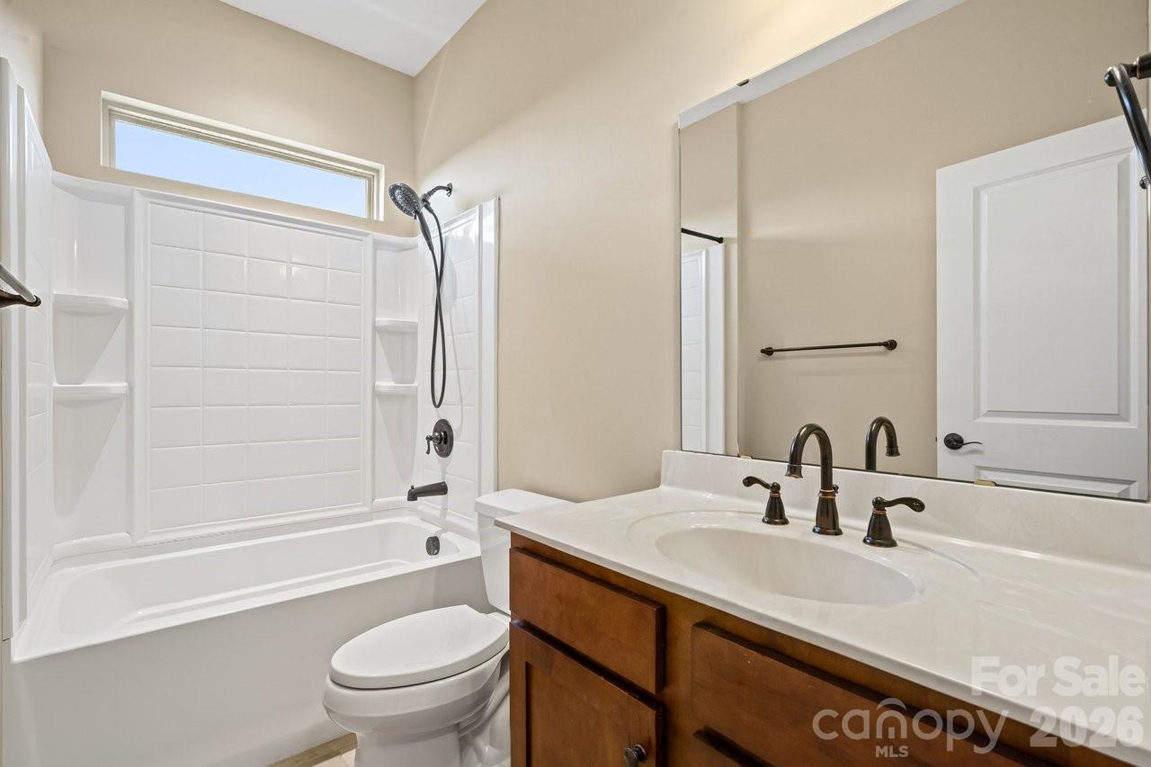 4843 Looking Glass Trail — Denver