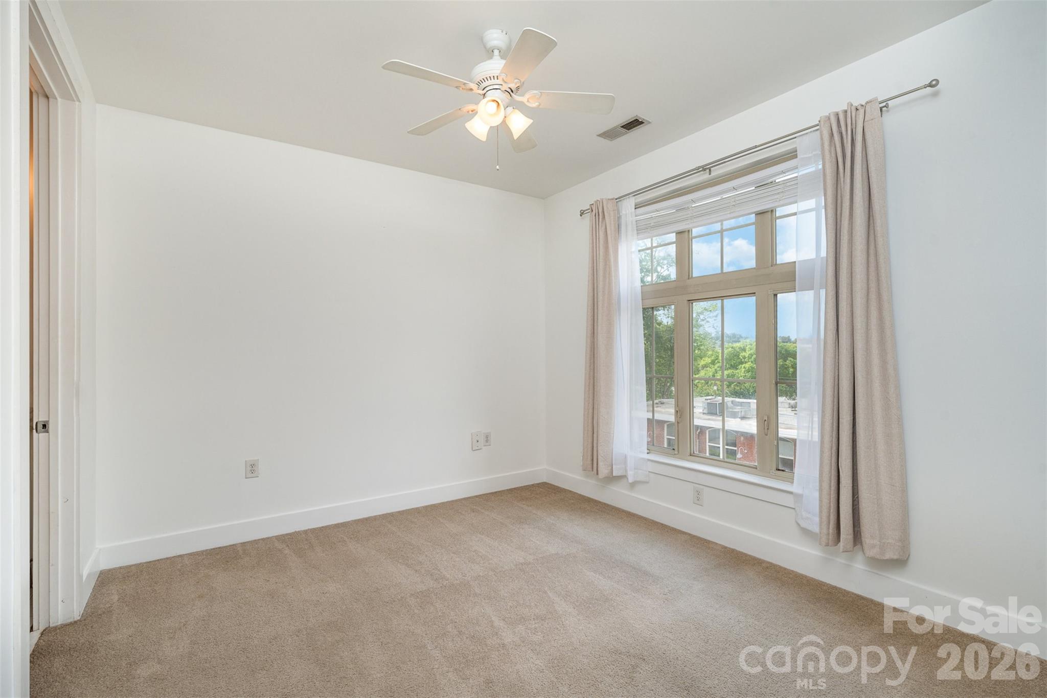 1101 W 1st Street #307 — Charlotte