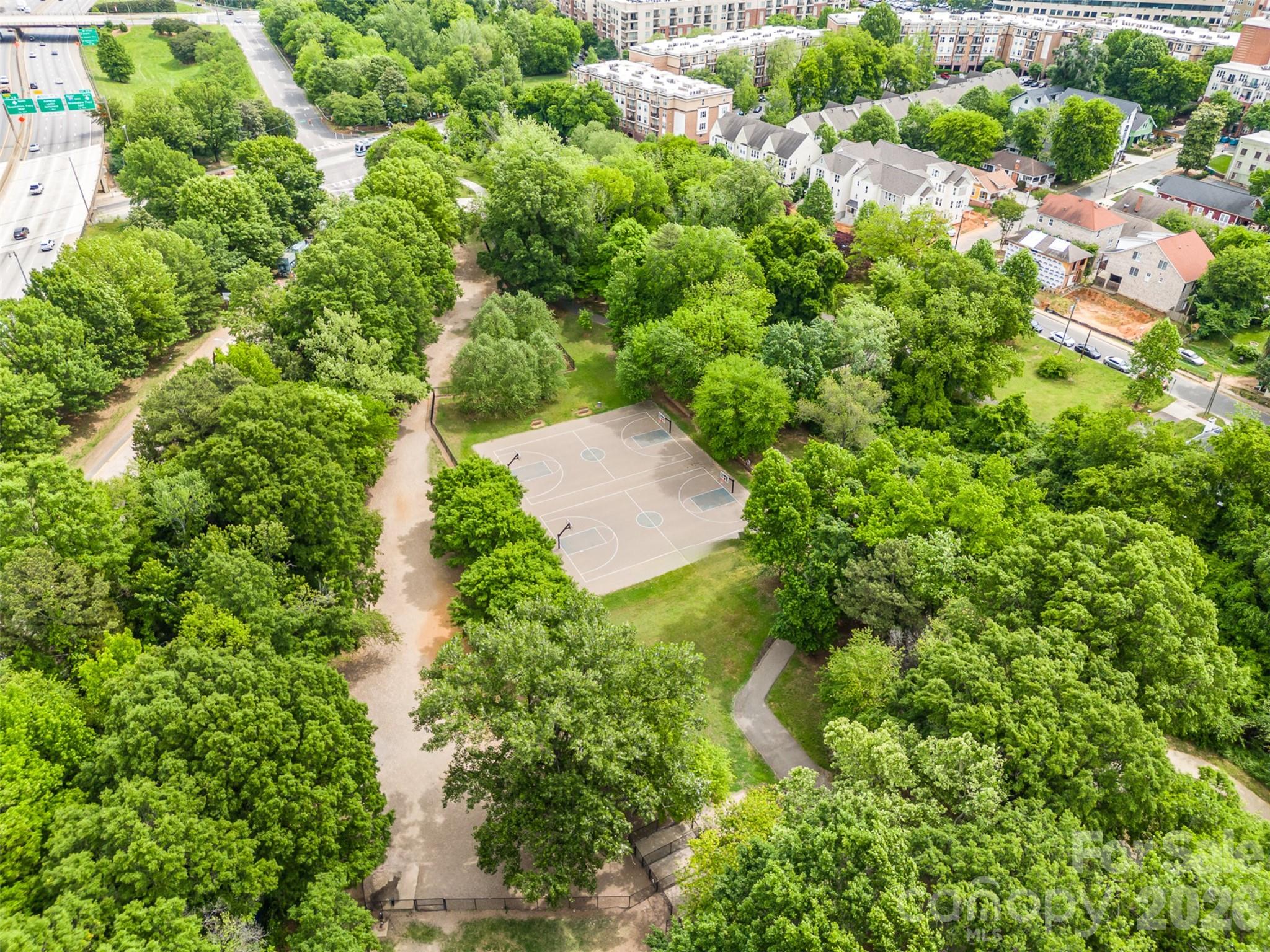 1101 W 1st Street #307 — Charlotte