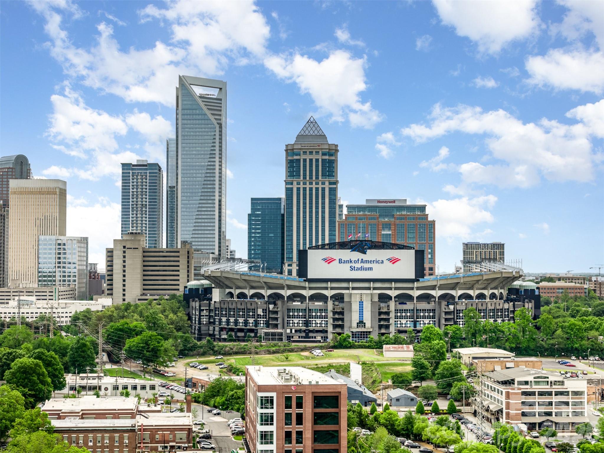 1101 W 1st Street #307 — Charlotte