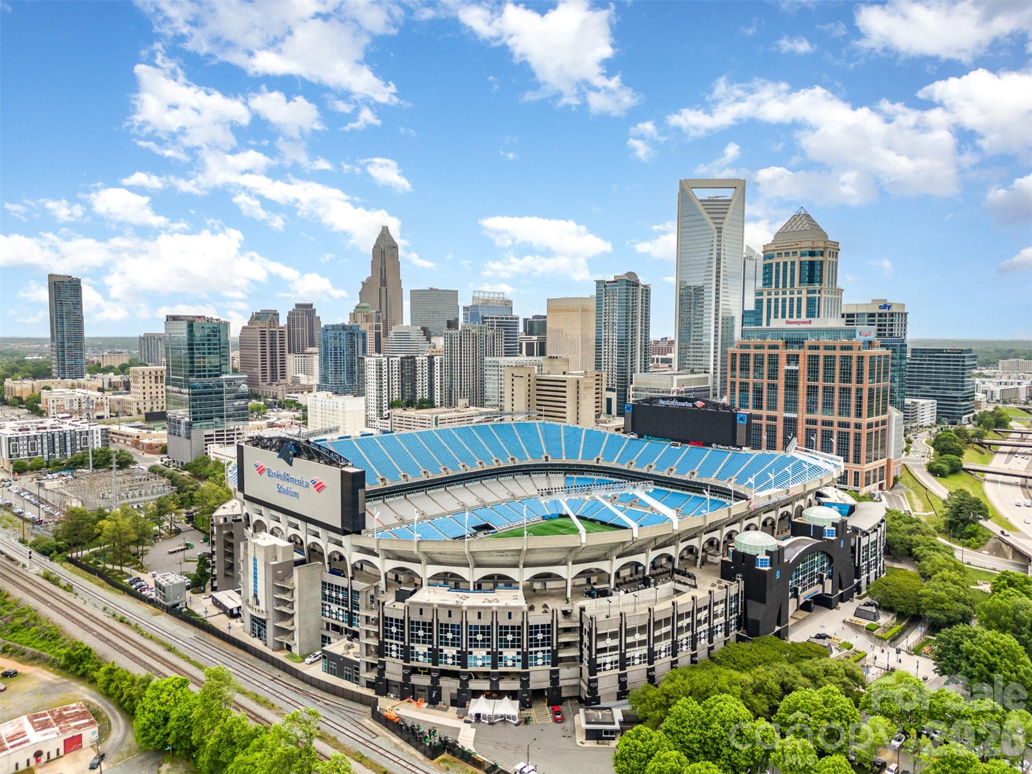 1101 W 1st Street #307 — Charlotte
