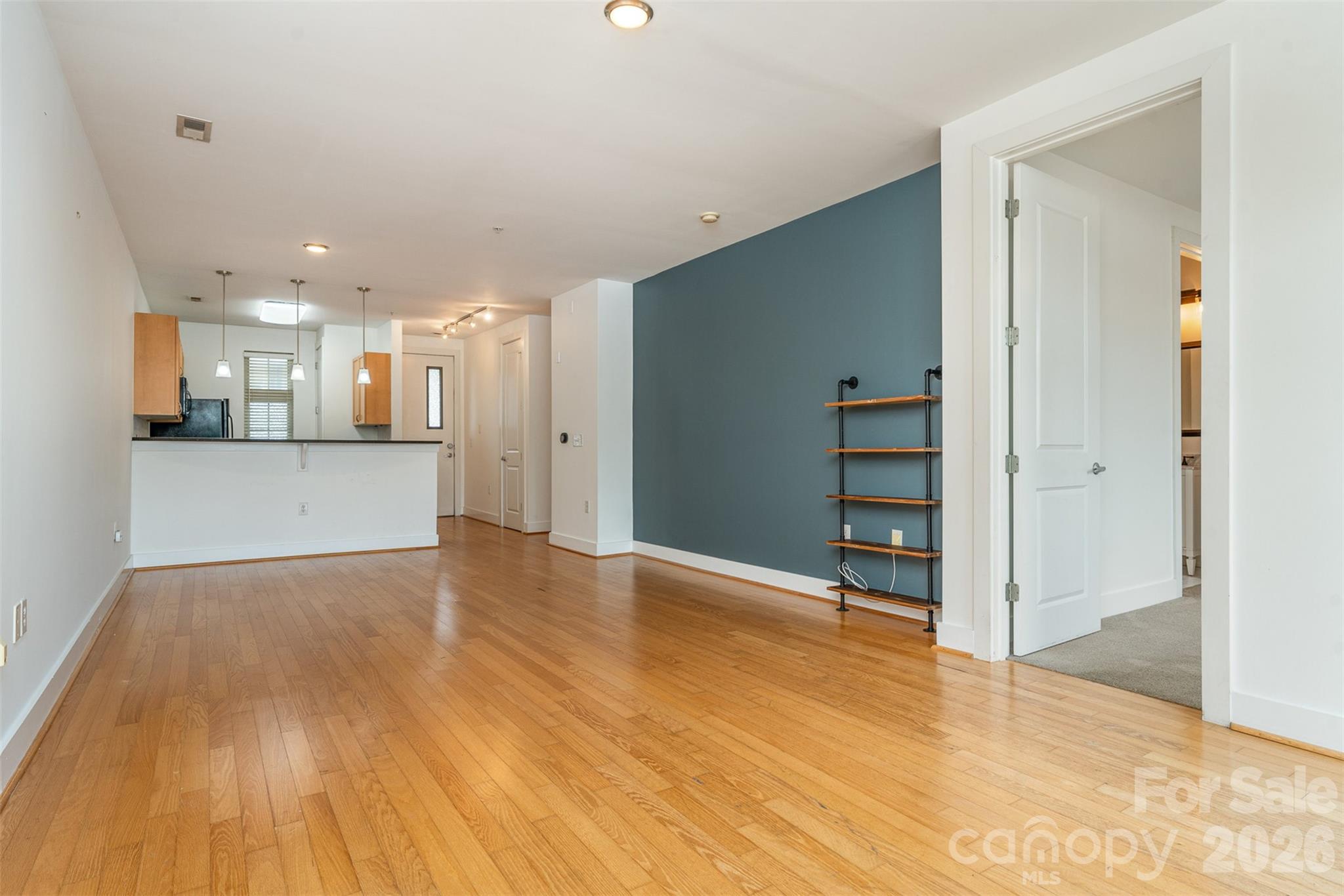 1101 W 1st Street #307 — Charlotte