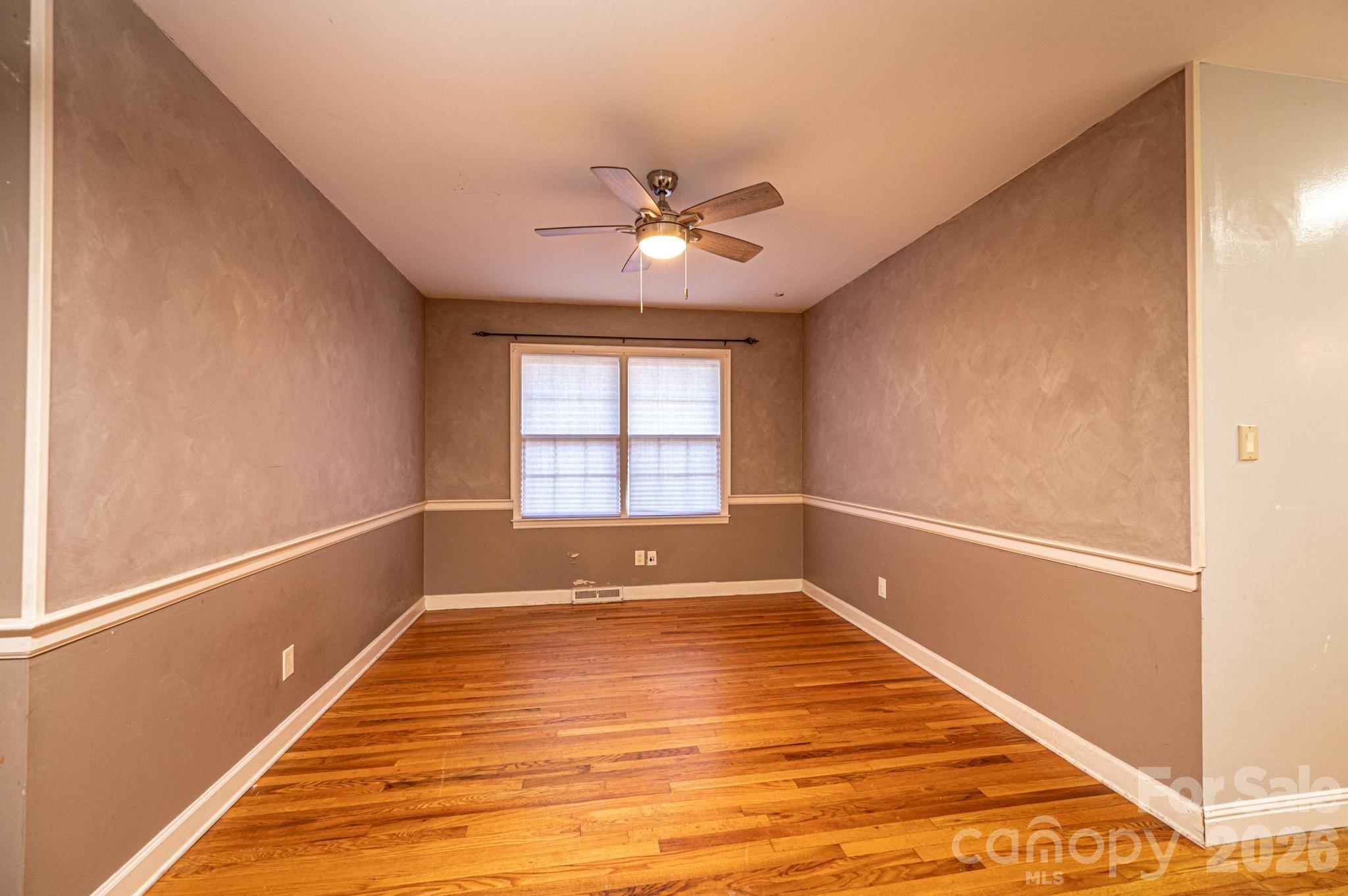 620 Diamondhead Drive NE — Lenoir