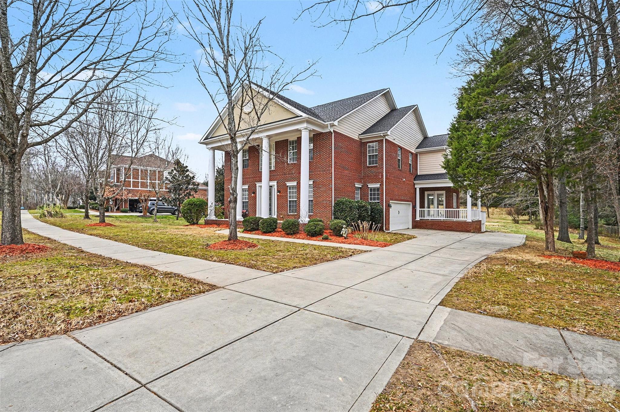 1305 Linden Glen Drive — Matthews
