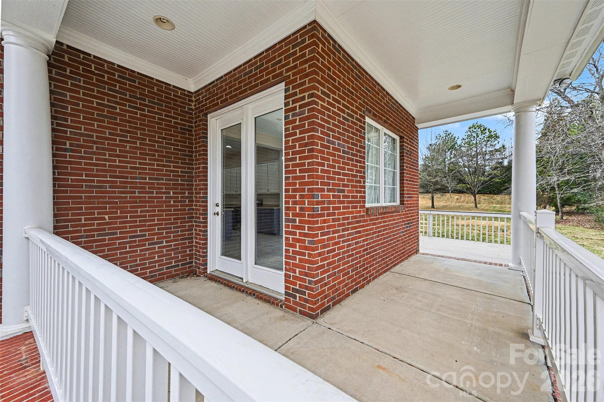 1305 Linden Glen Drive — Matthews