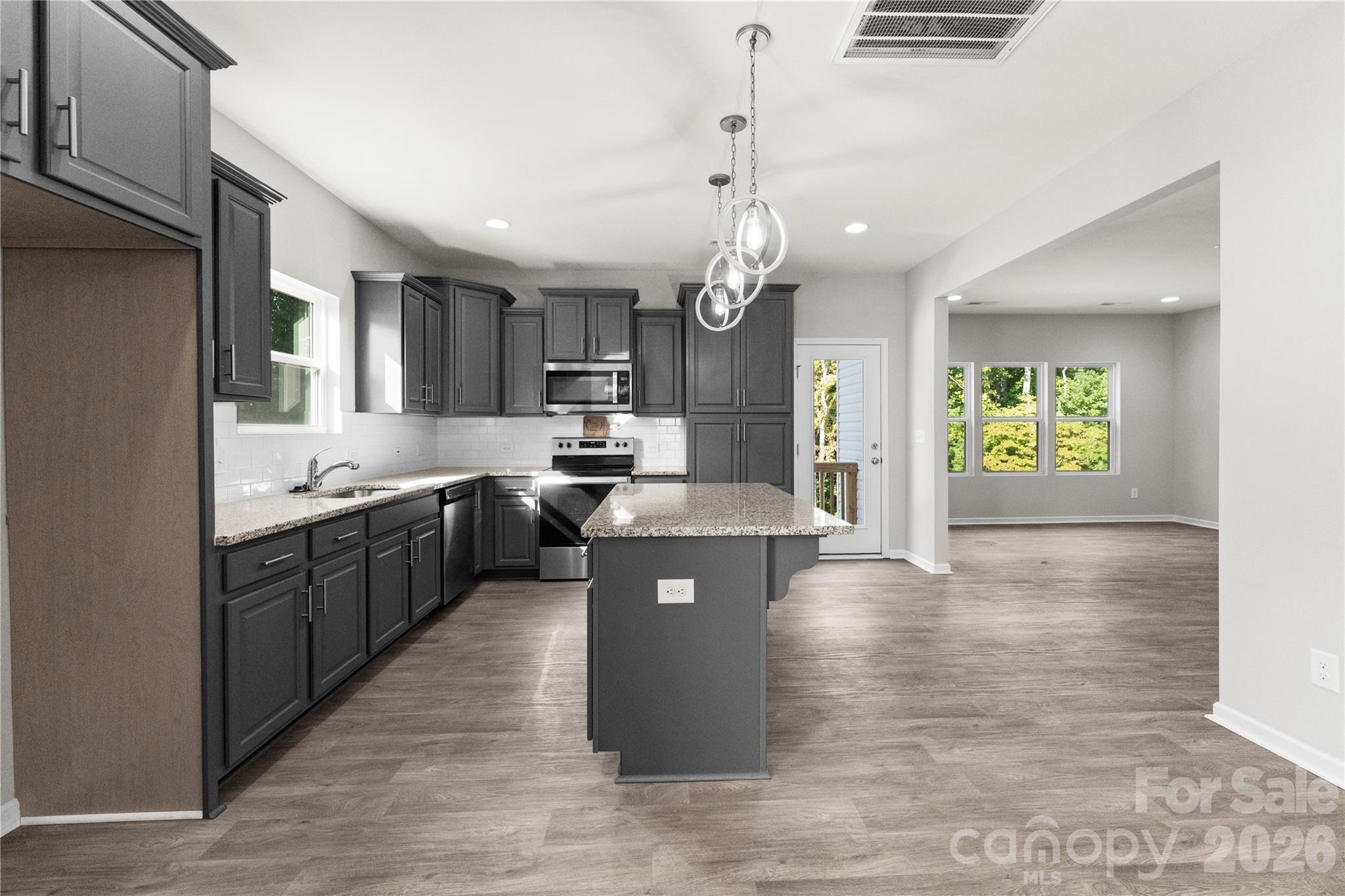 1211 Laurel Woods Drive — Gastonia