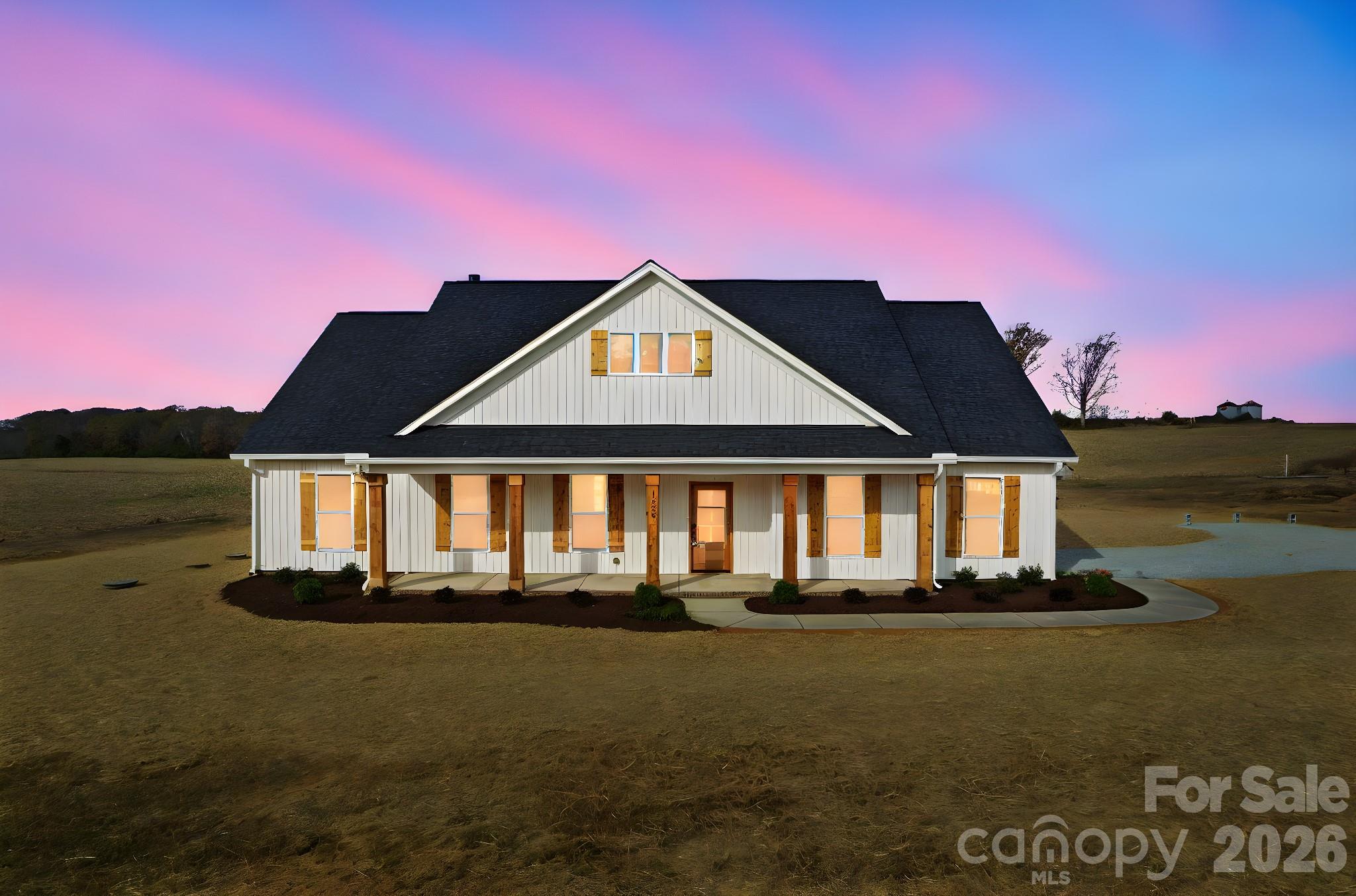 4020 Landsford Road — Marshville