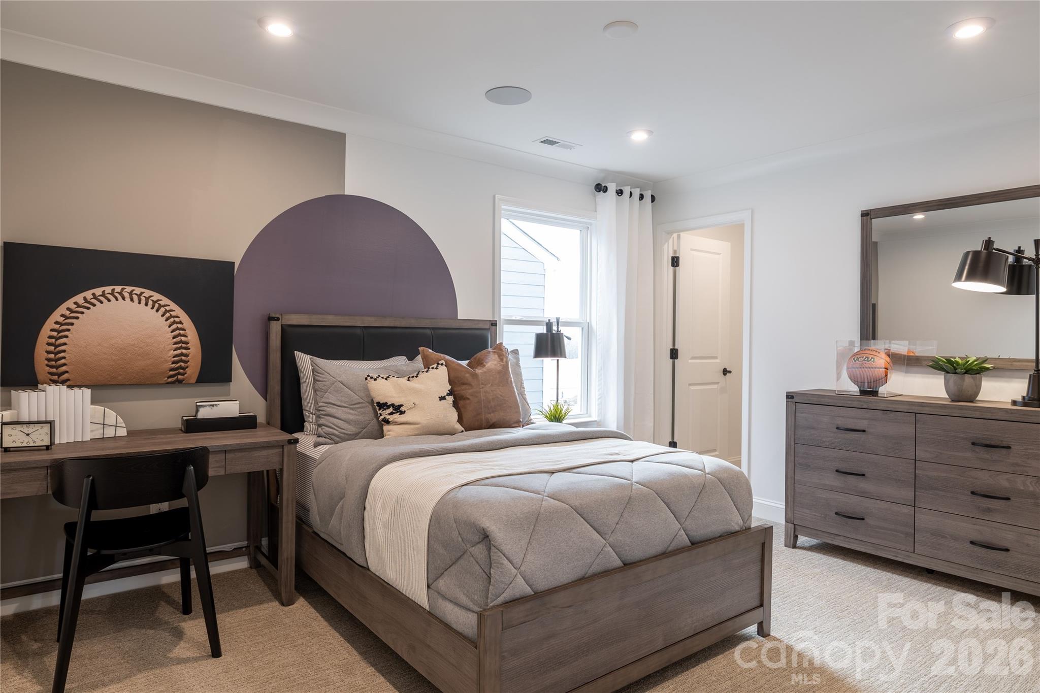 2114 Riverbend Avenue — Monroe