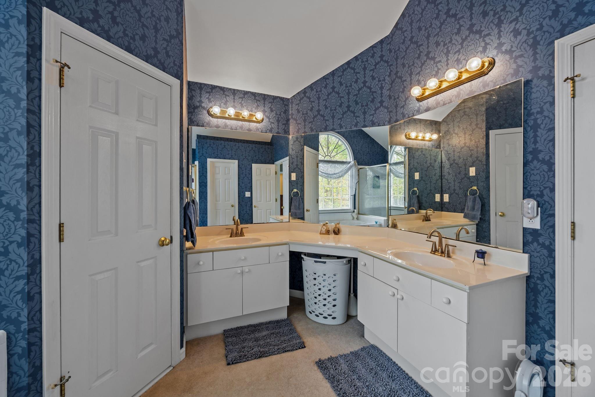900 Muirfield Drive — Mooresville