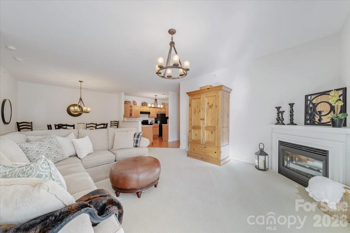 12451 Copper Mountain Boulevard — Charlotte