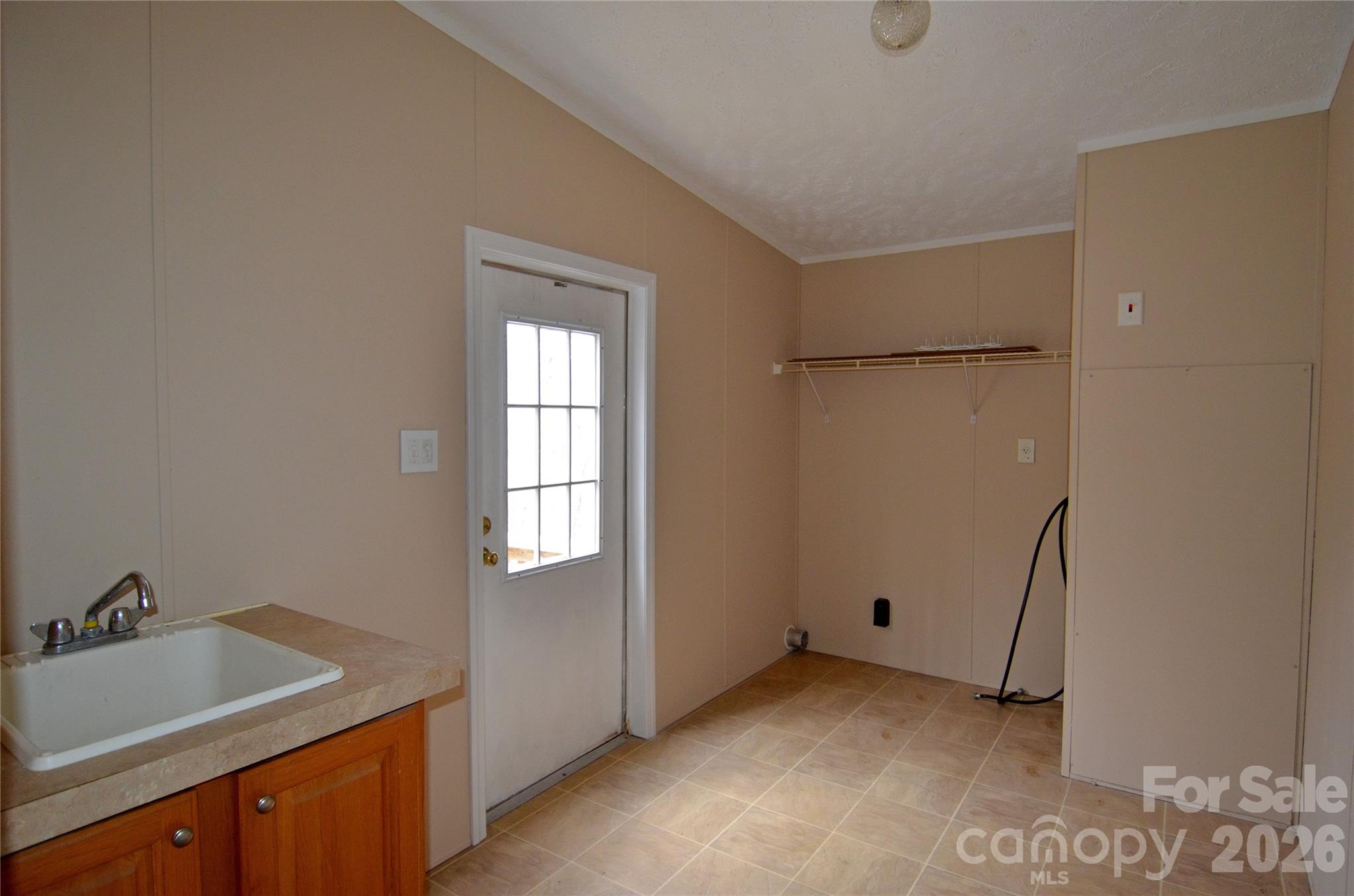 73 Walton Place Drive — Nebo