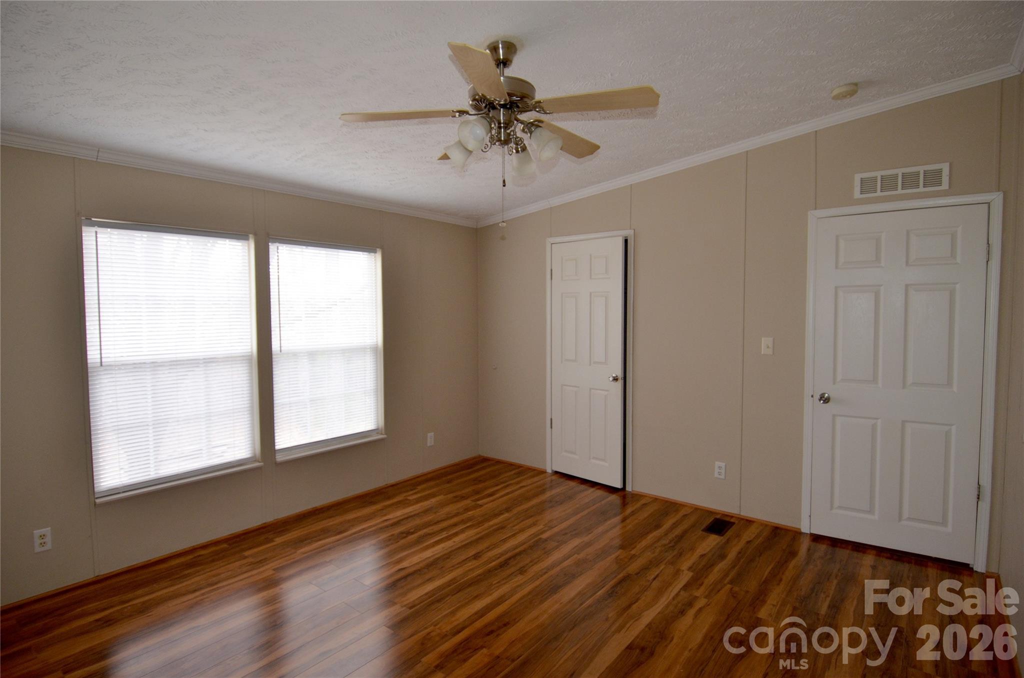 73 Walton Place Drive — Nebo