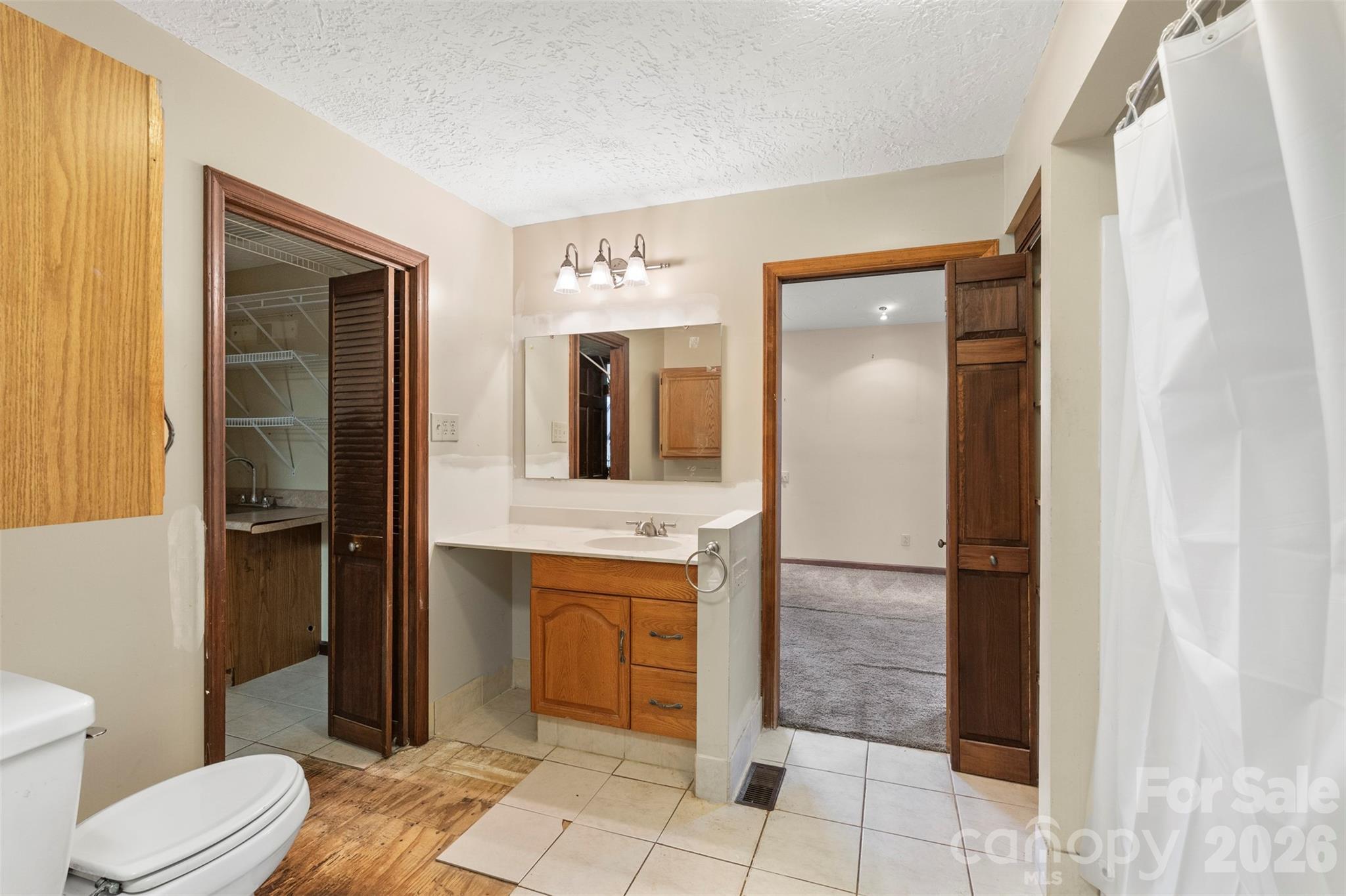 1842 Rock Springs Circle — Denver
