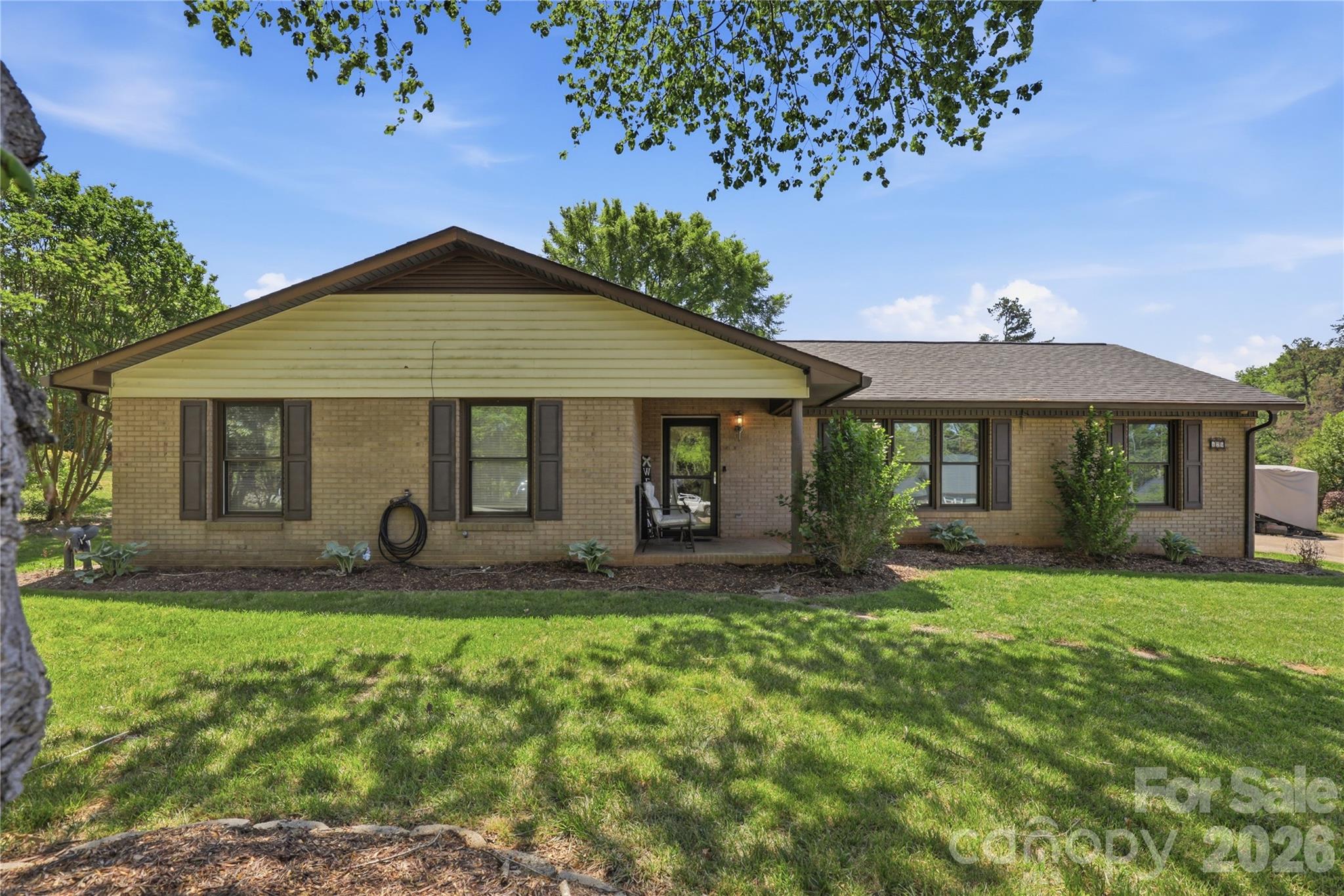 125 Southwood Park Road — Mooresville