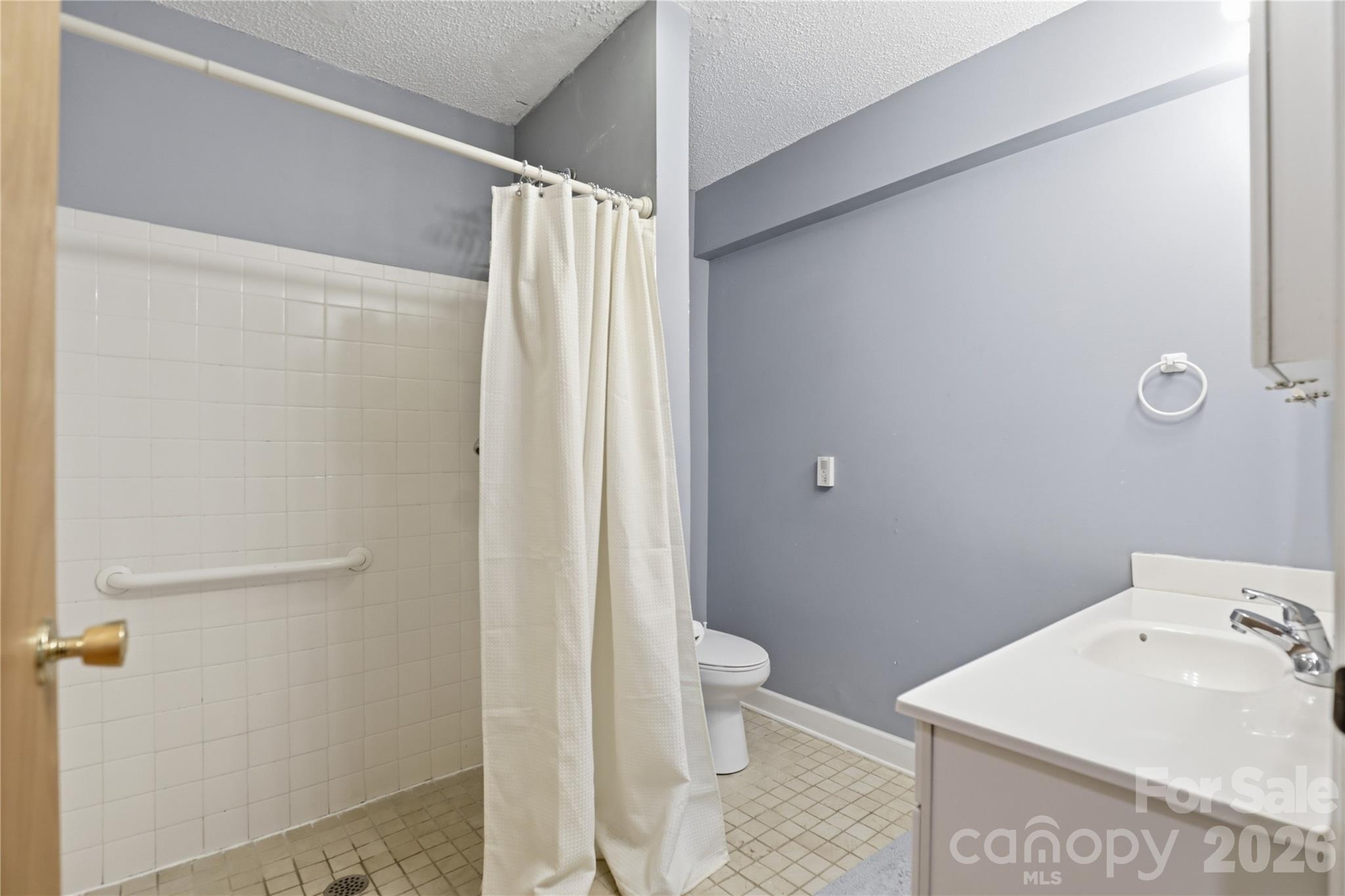 125 Southwood Park Road — Mooresville
