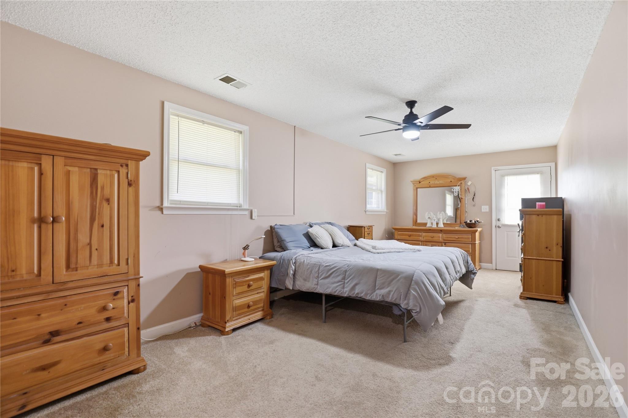 125 Southwood Park Road — Mooresville