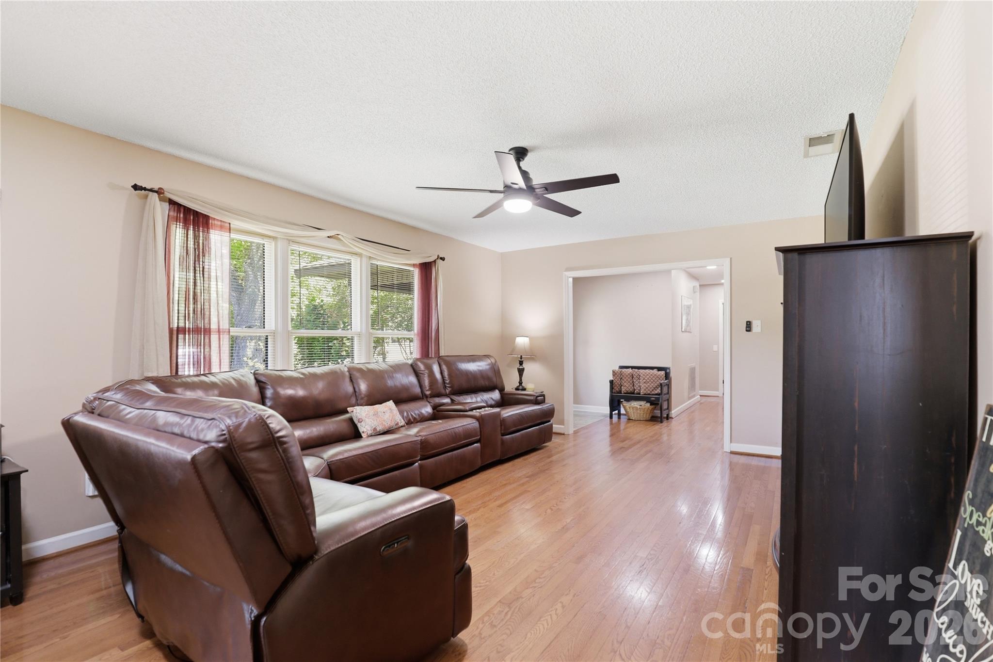 125 Southwood Park Road — Mooresville