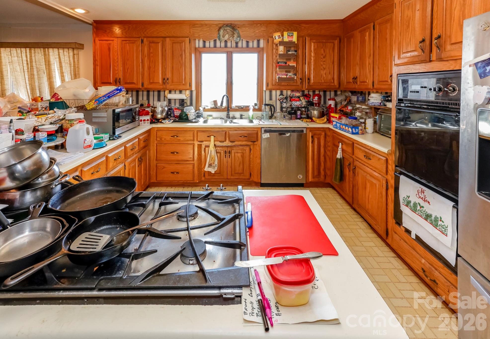 350 Morningstar Lake Road — Forest City