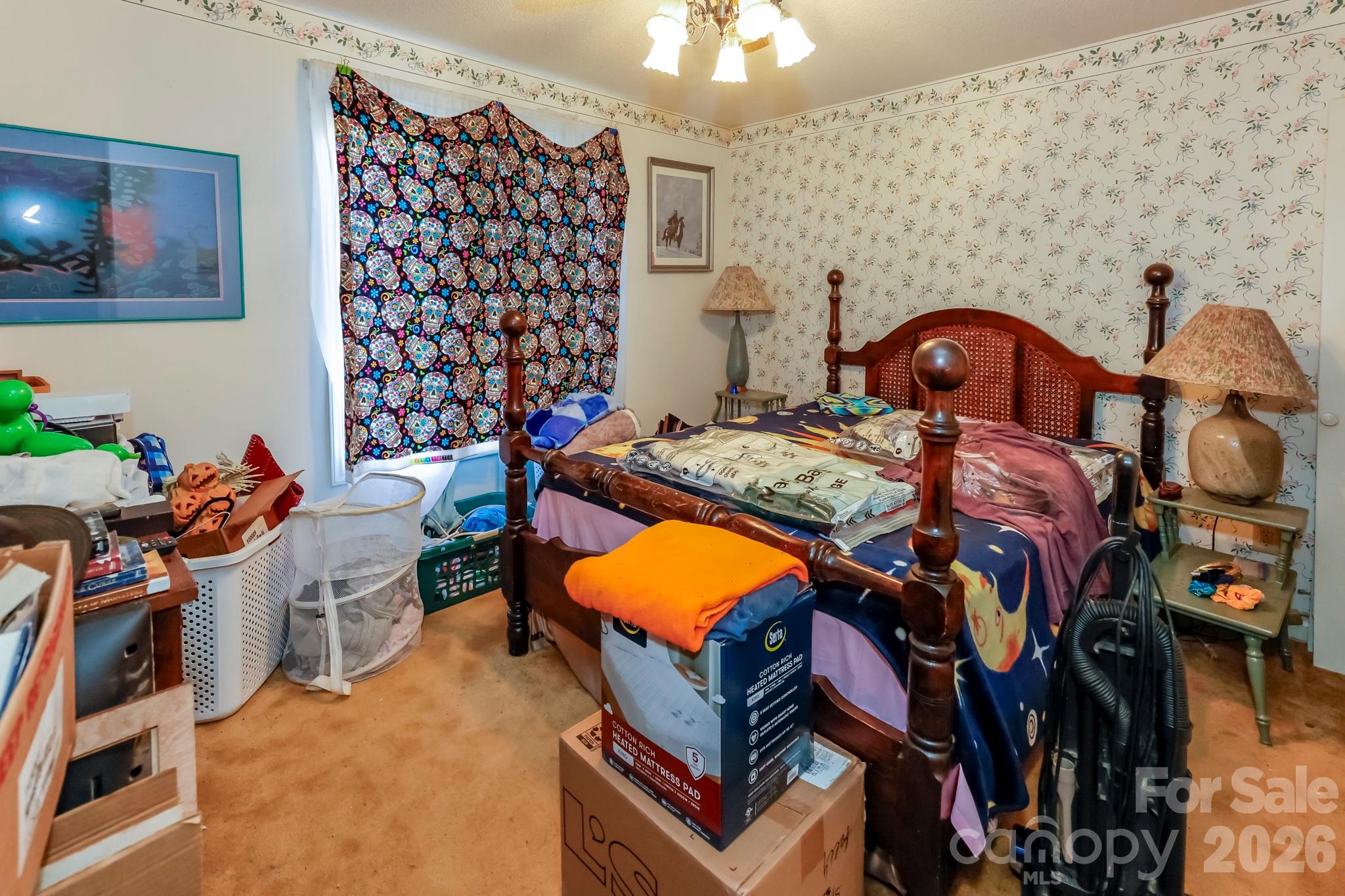 350 Morningstar Lake Road — Forest City