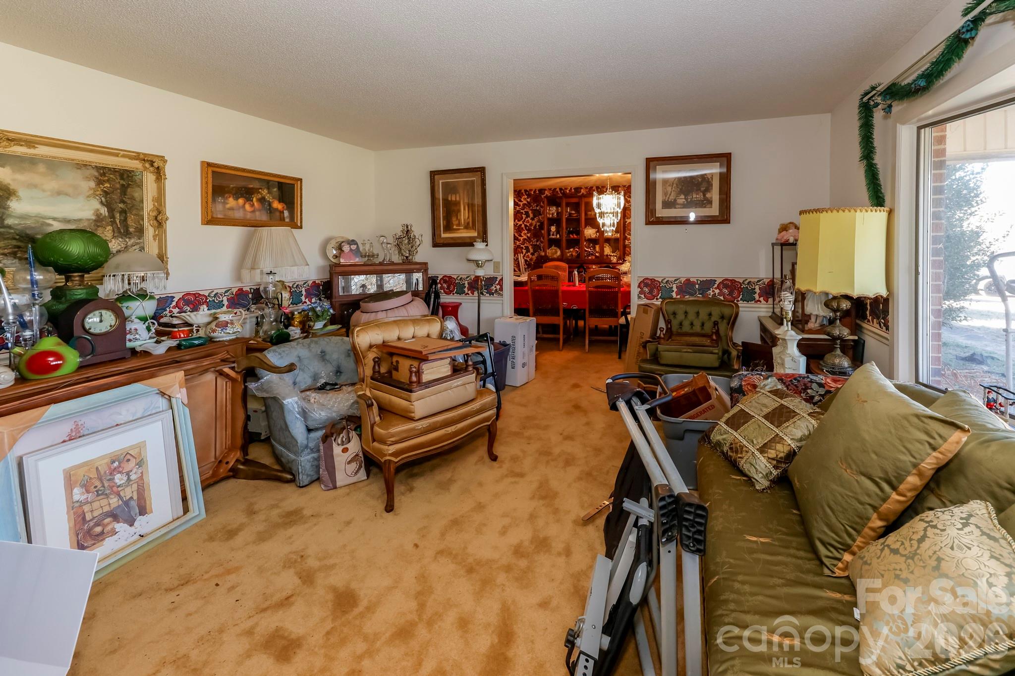 350 Morningstar Lake Road — Forest City