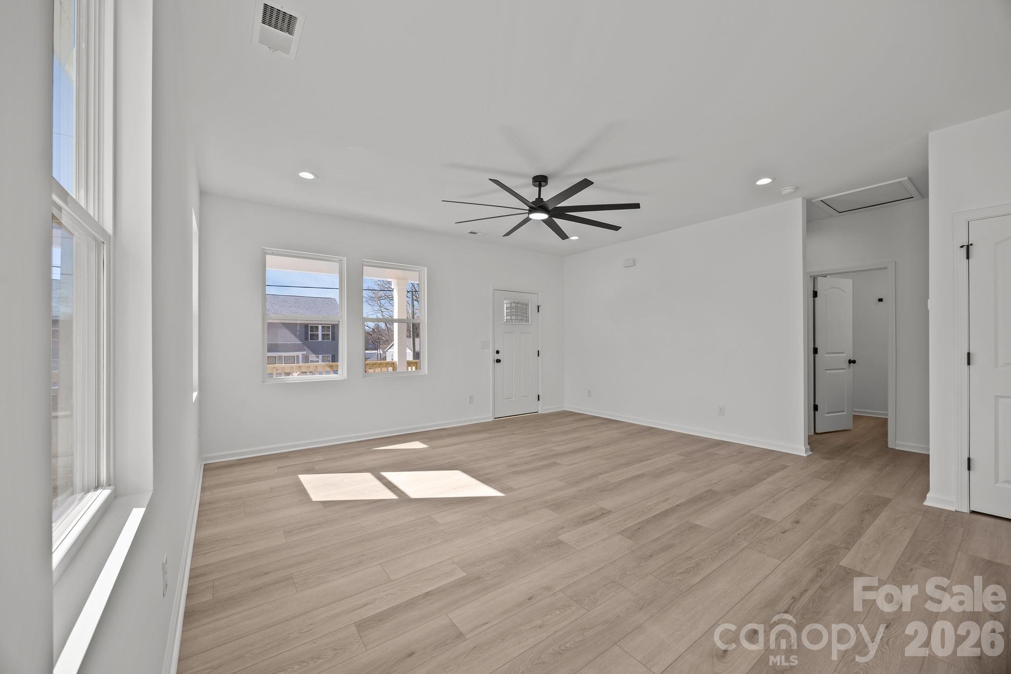 111 E Earnhardt Street — Salisbury