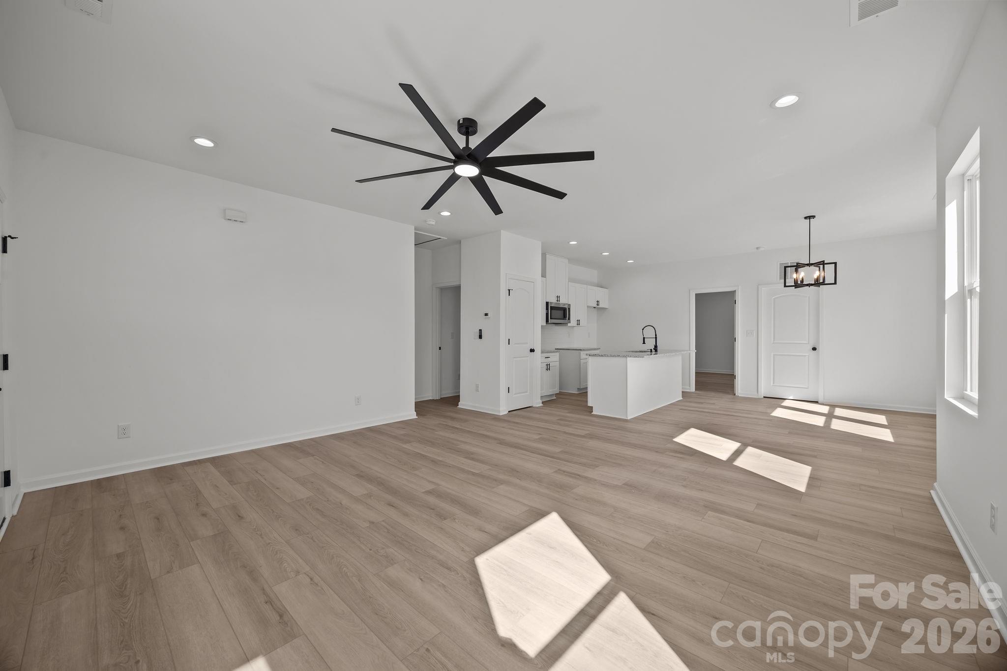 111 E Earnhardt Street — Salisbury