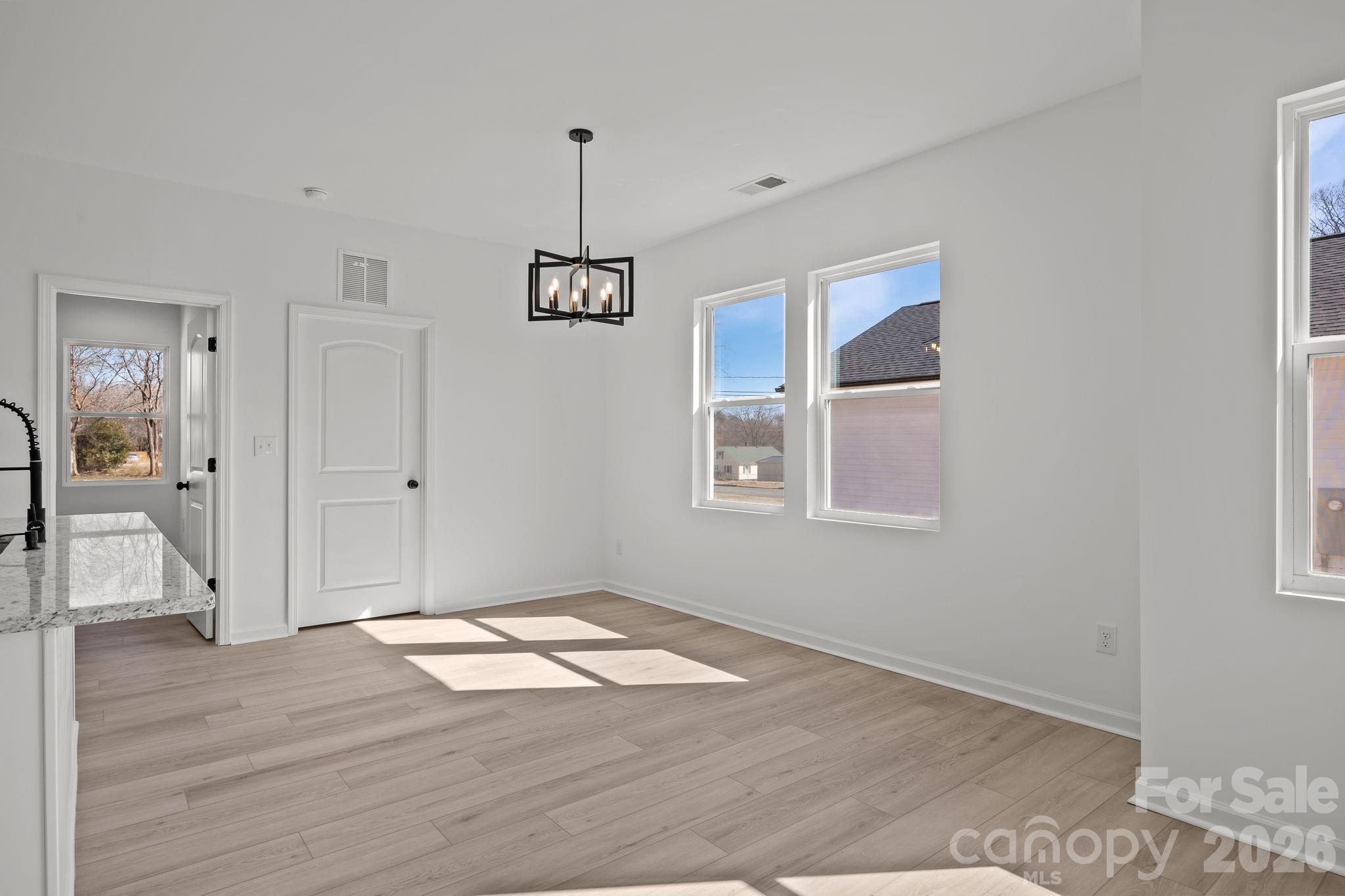 111 E Earnhardt Street — Salisbury