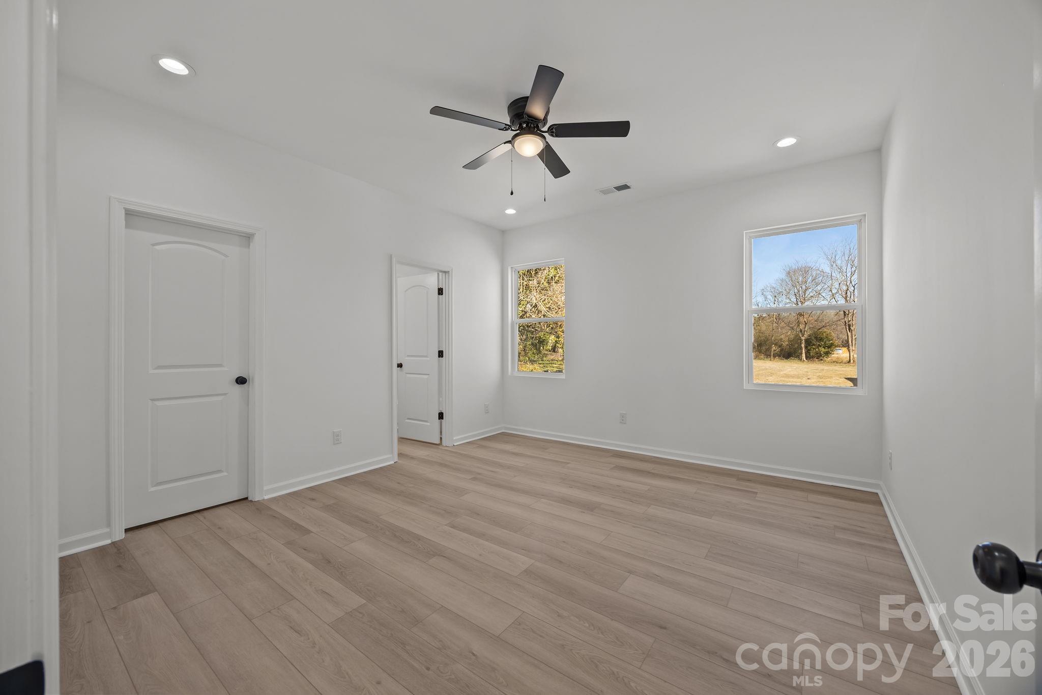 111 E Earnhardt Street — Salisbury