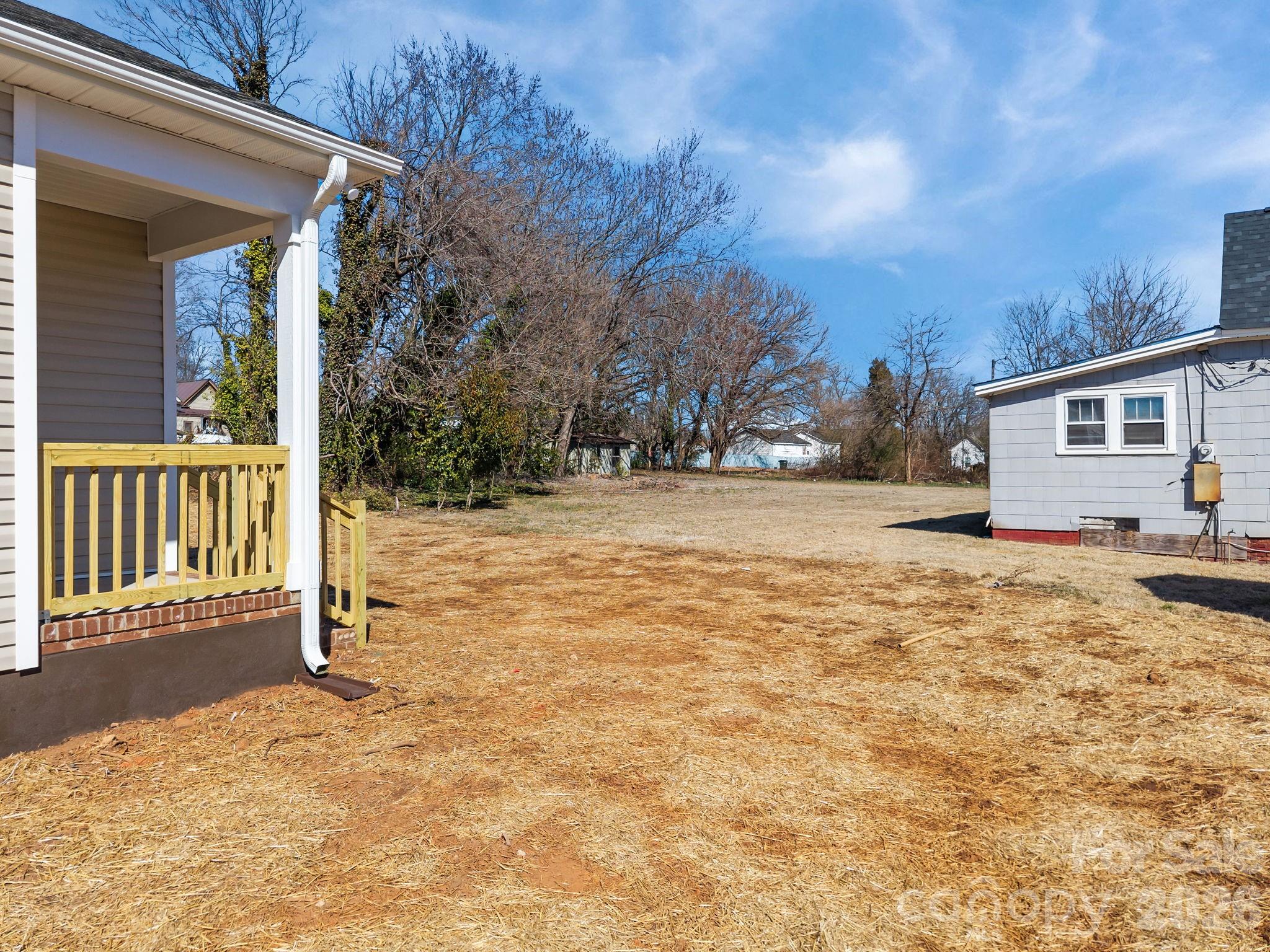 111 E Earnhardt Street — Salisbury