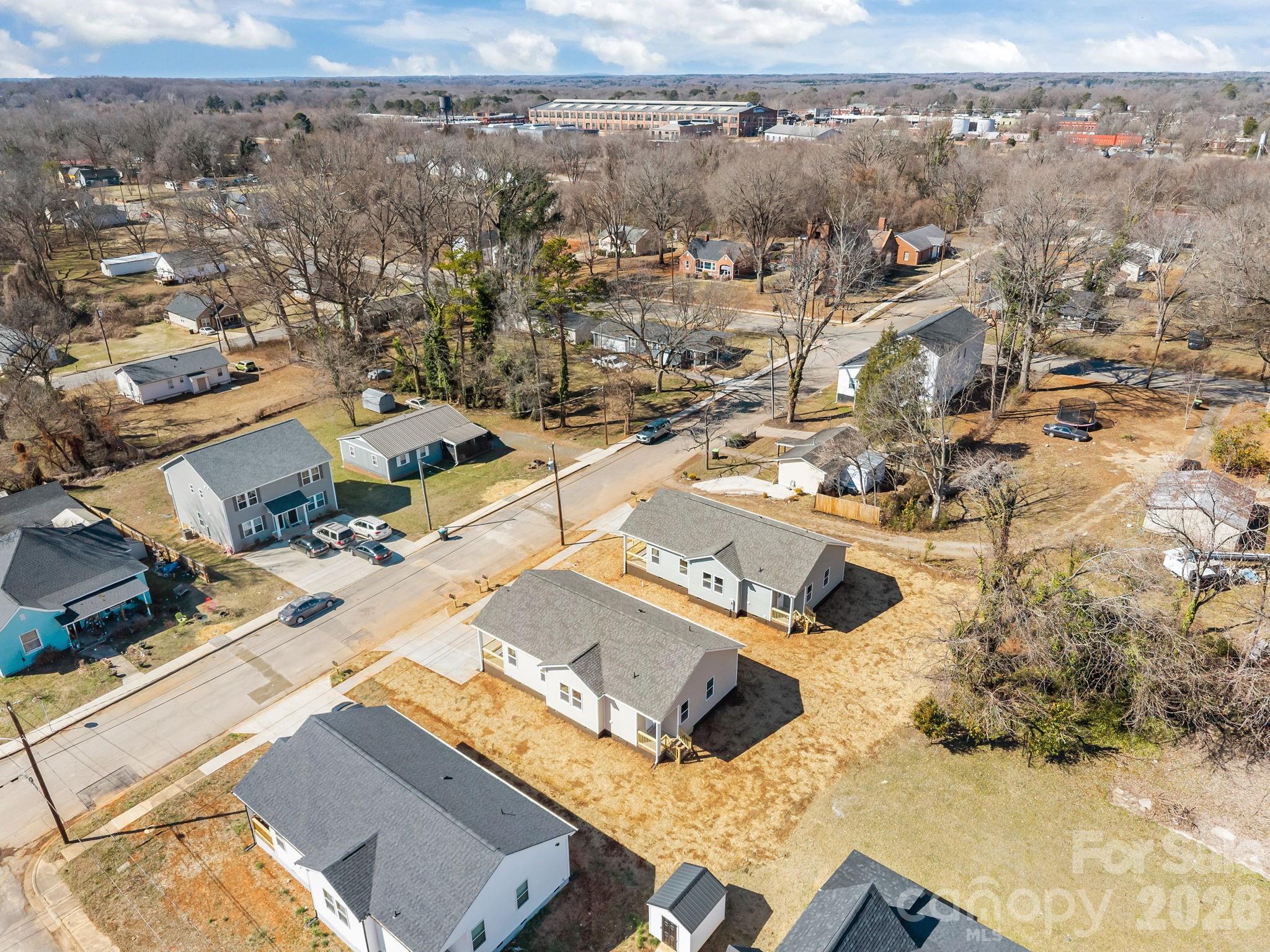 111 E Earnhardt Street — Salisbury