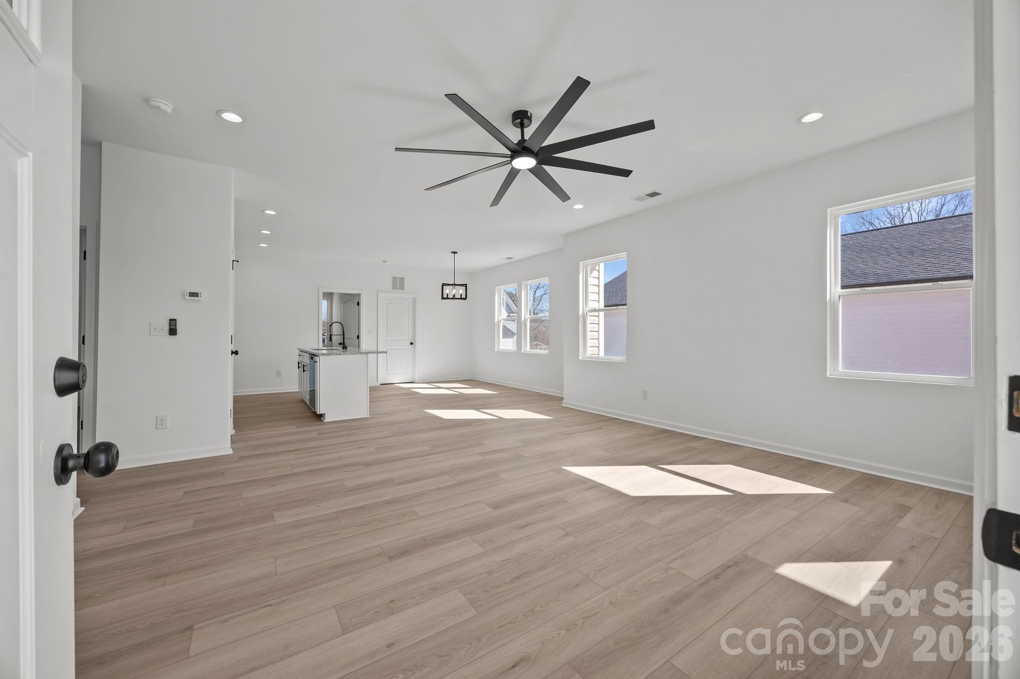 111 E Earnhardt Street — Salisbury