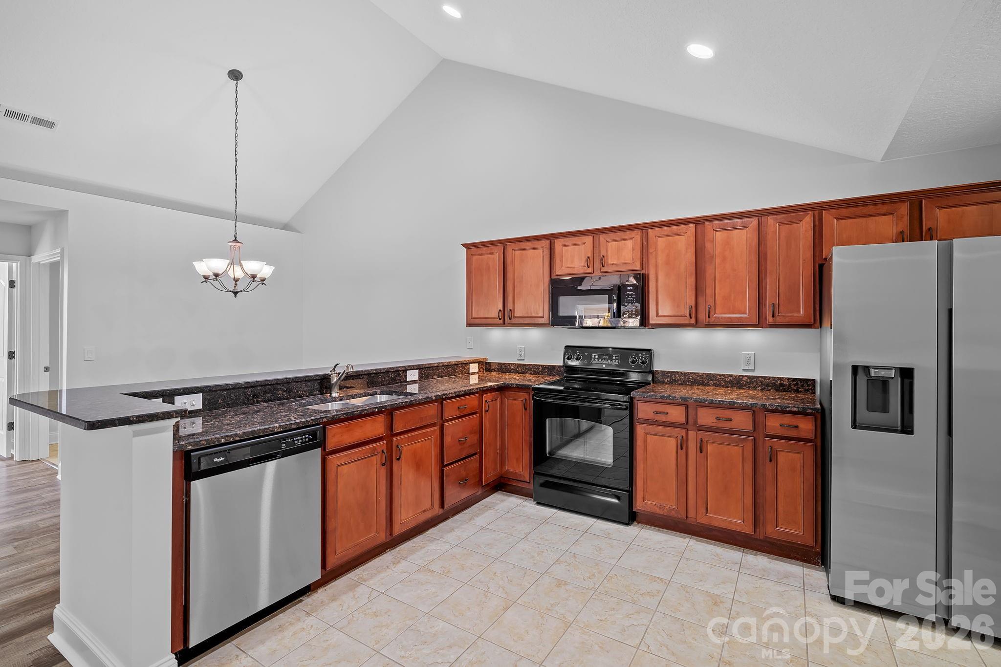 6 Mountain Meadow Circle — Weaverville